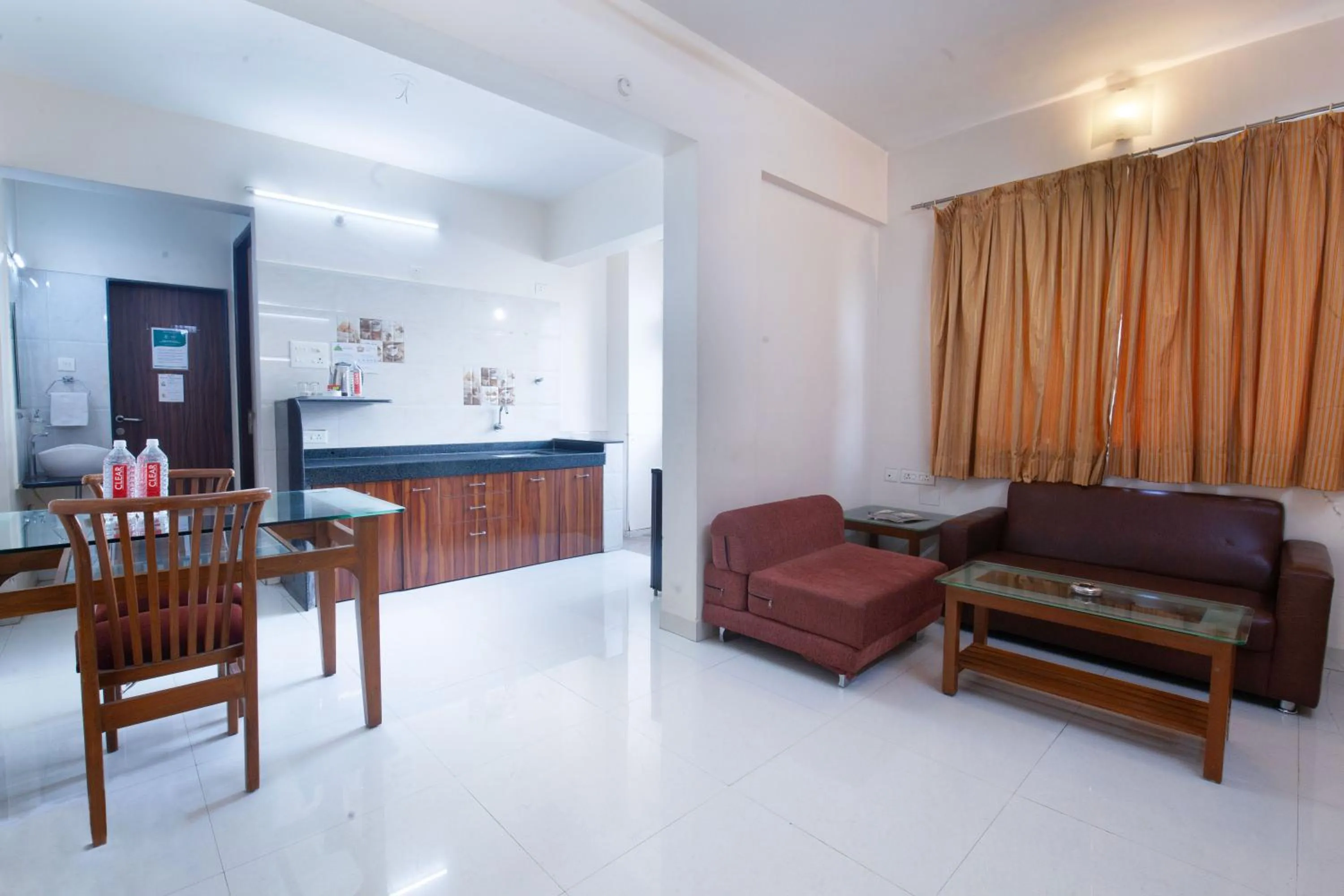 Seating area in Treebo Park View Hadapsar