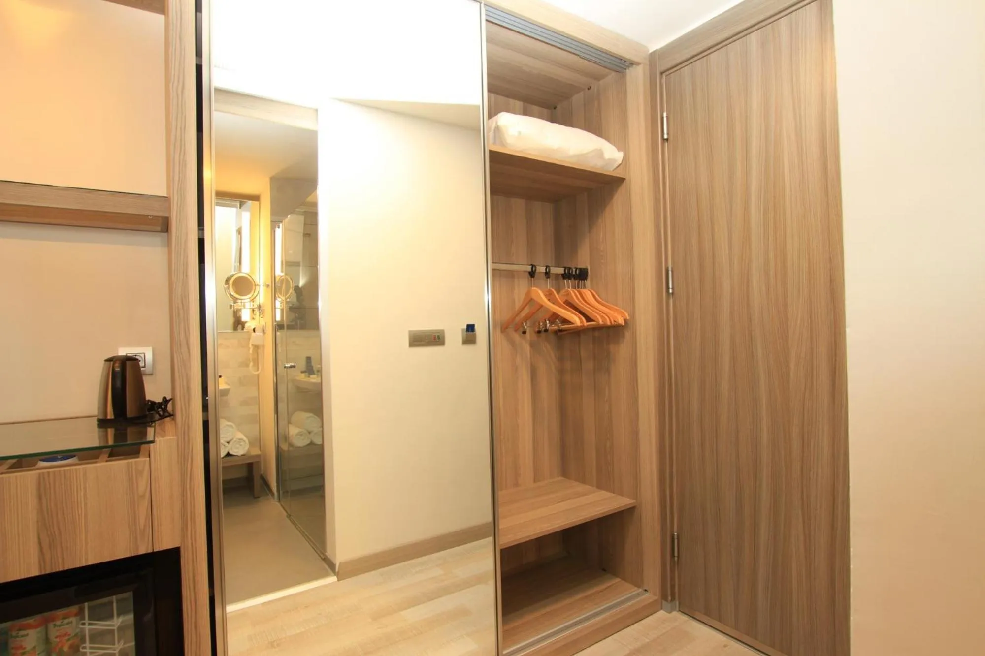 wardrobe in Turunc Premium Hotel