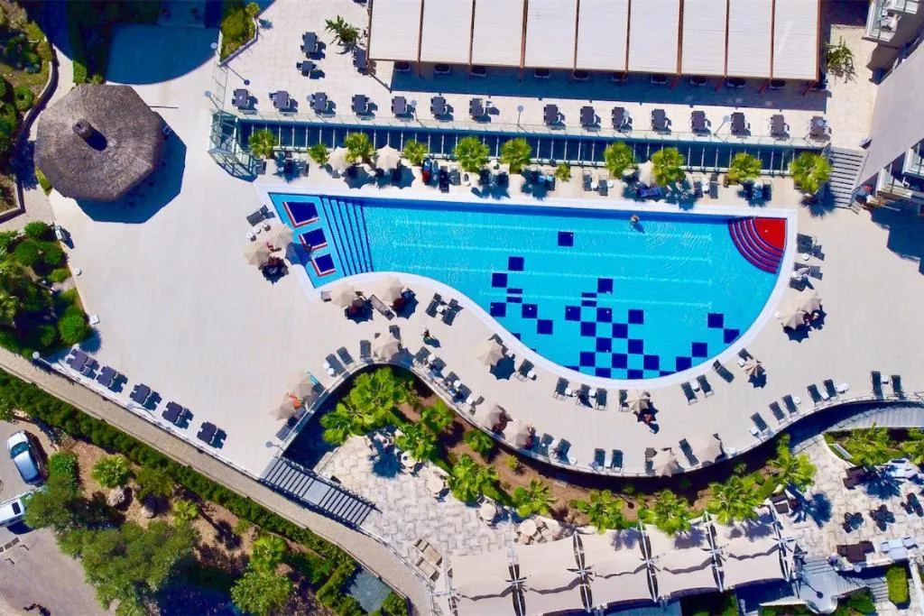 Swimming pool in Turunc Premium Hotel
