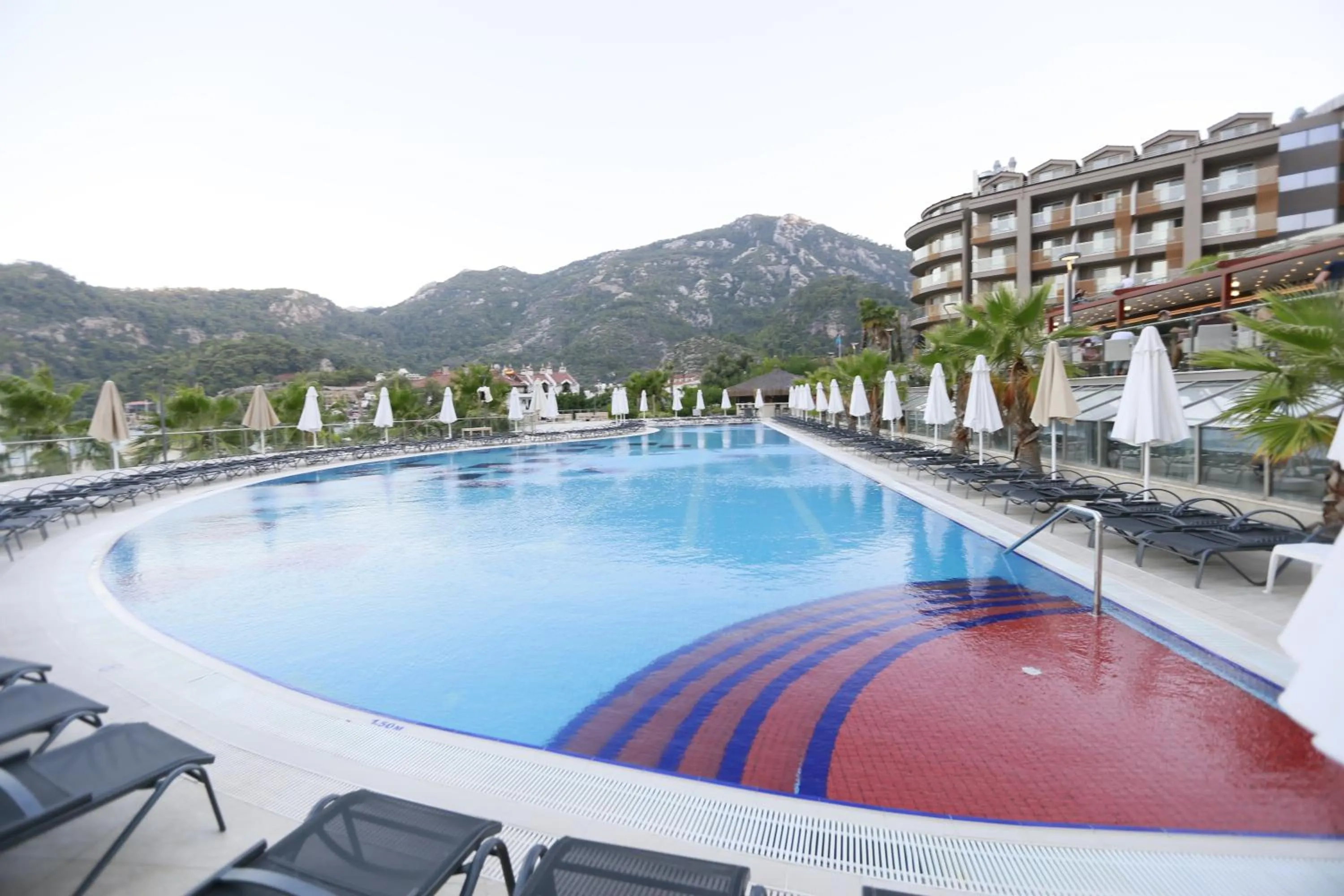 Swimming pool in Turunc Premium Hotel