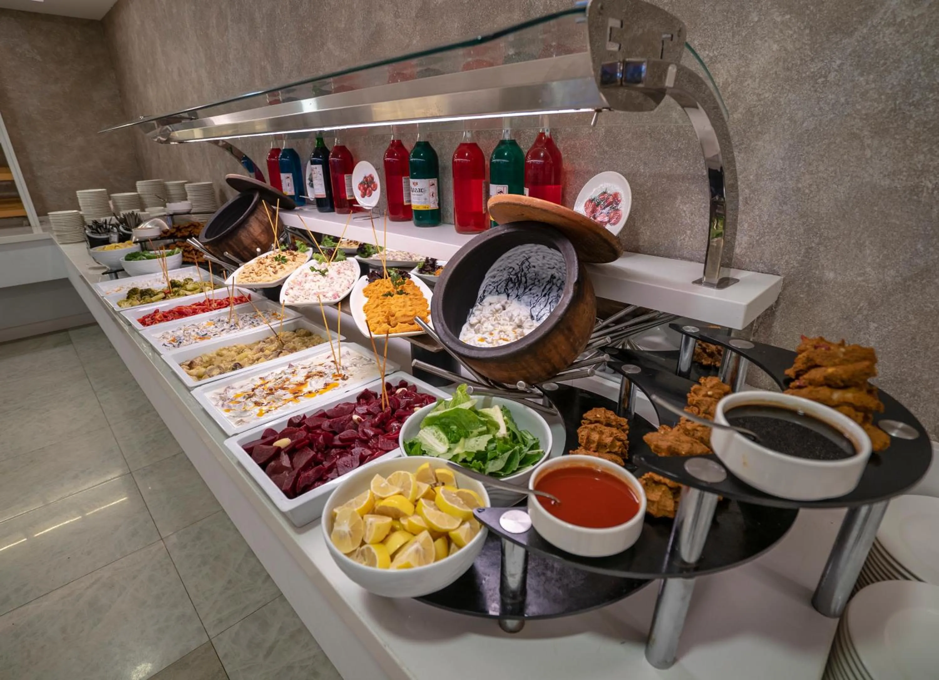 Food in Turunc Premium Hotel