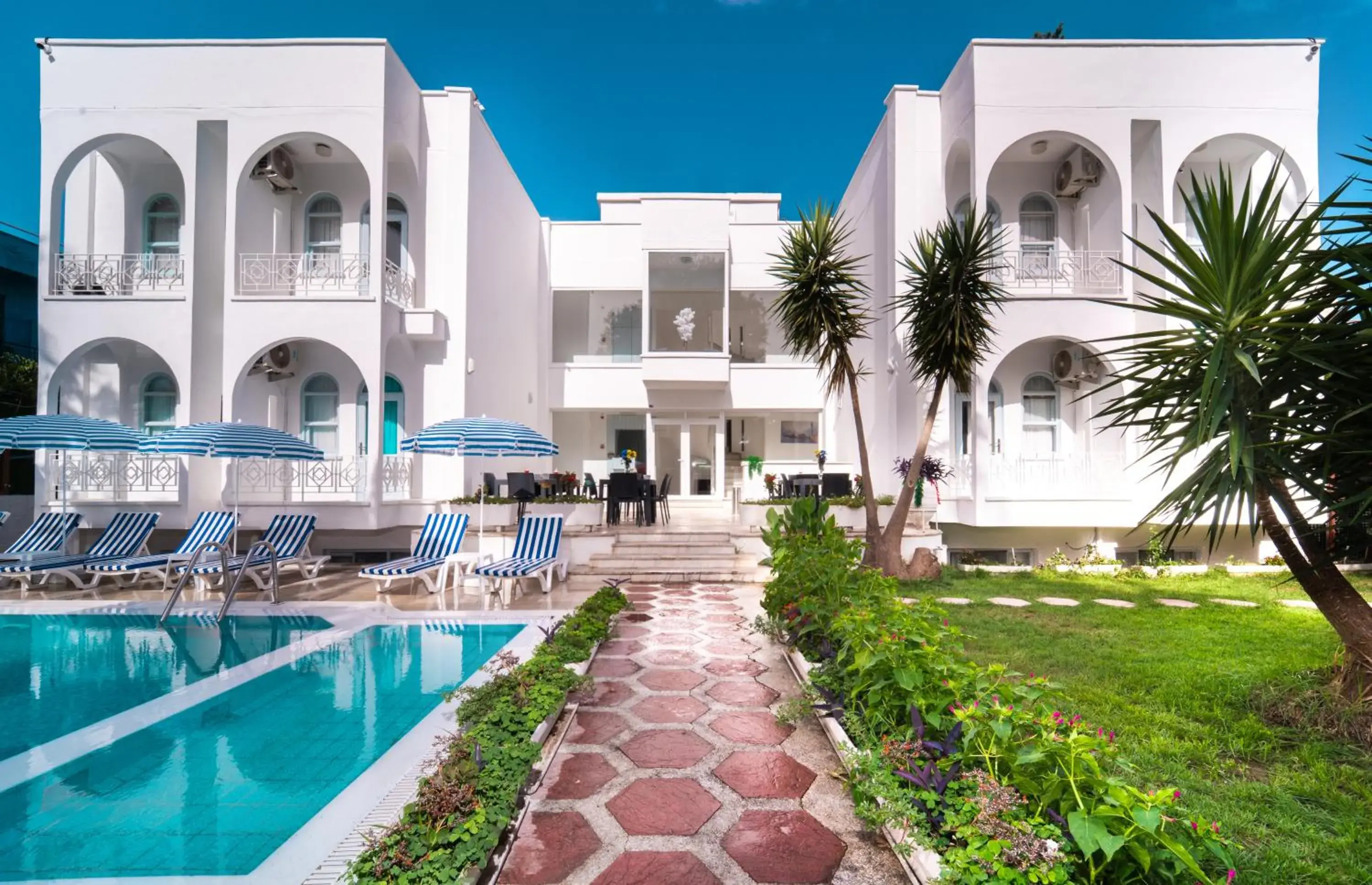 Property building in Kemer Royal Beach Property building in Kemer Royal Beach