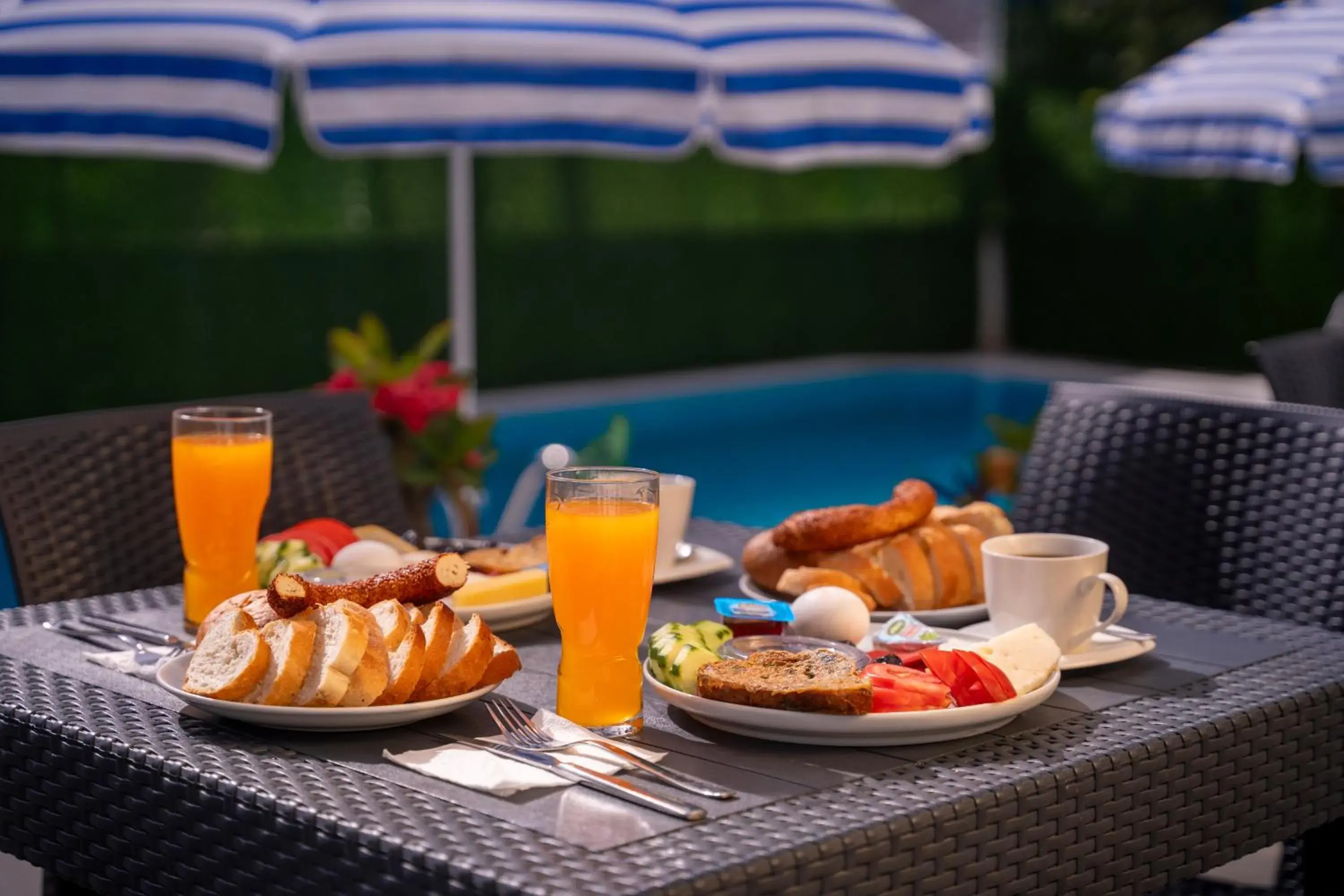 Food and drinks in Kemer Royal Beach Food and drinks in Kemer Royal Beach