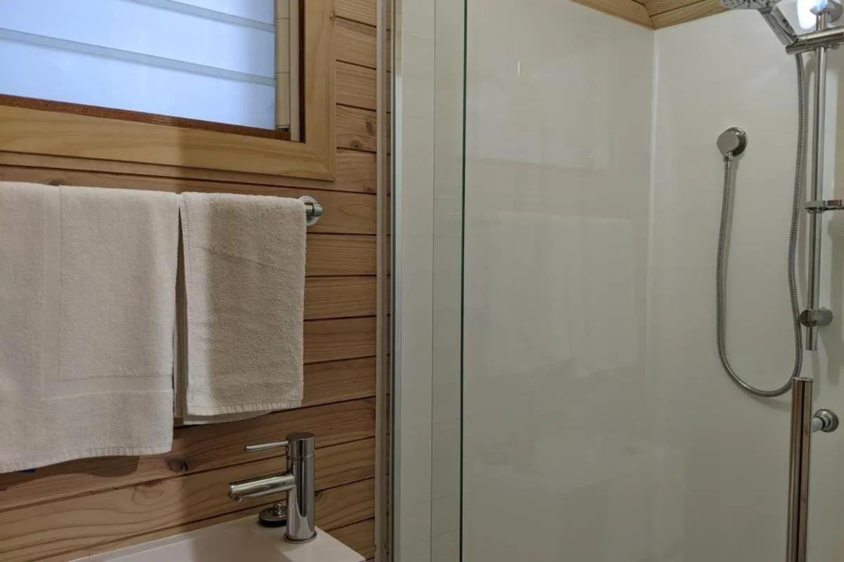 Shower in BIG4 Aireys Inlet