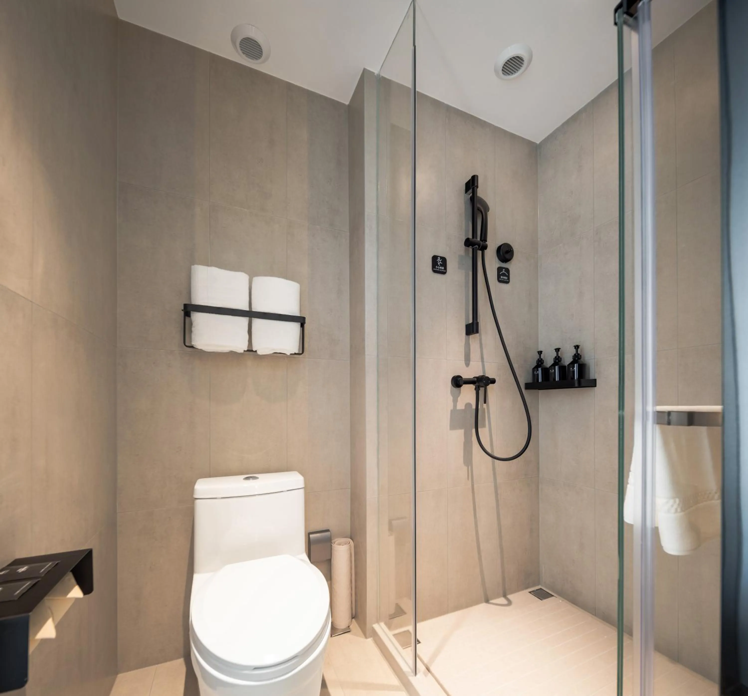 Atour Light Hotel Shenyang Yuhong Plaza Metro Station