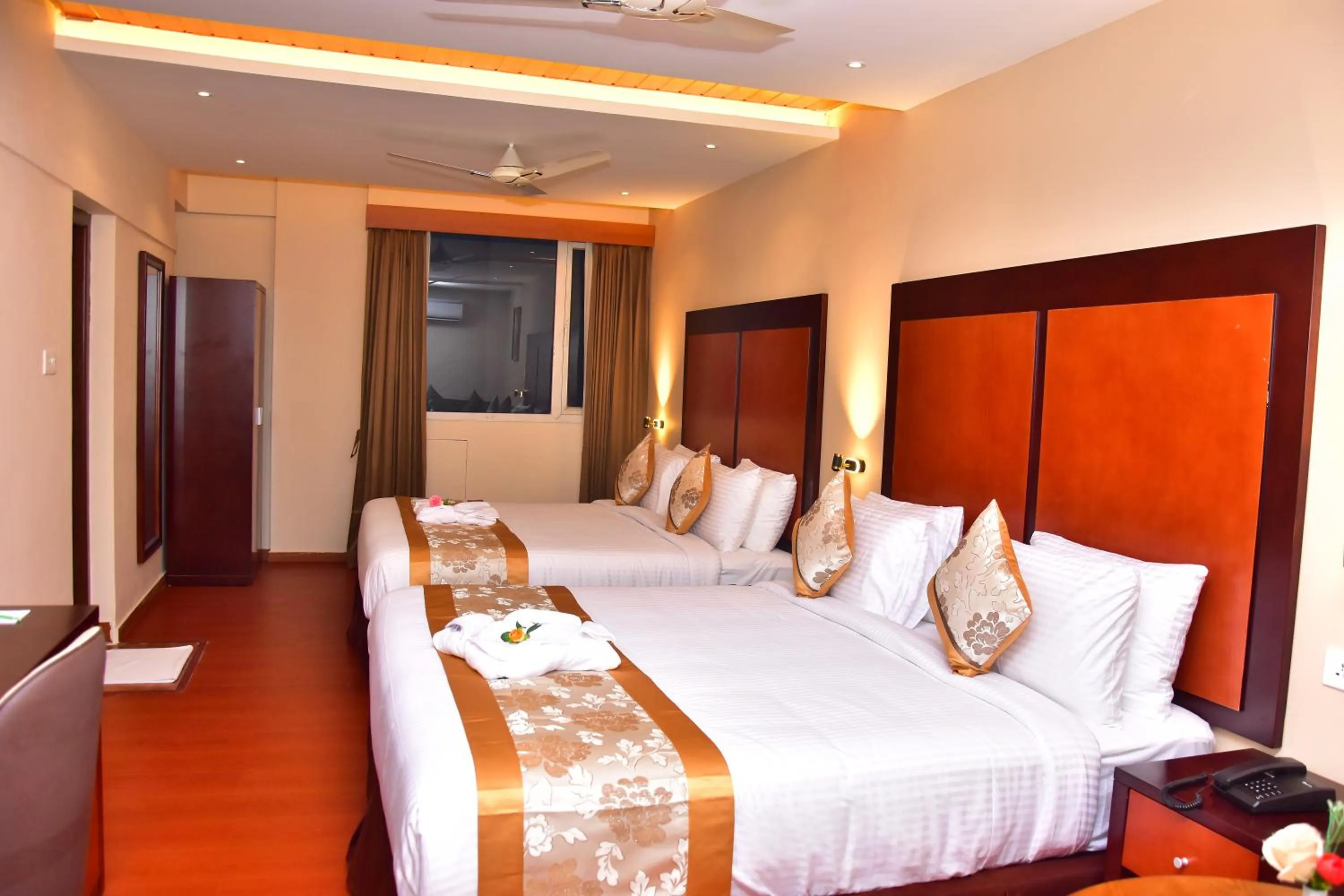 Photo of the whole room, Bed in Park Avenue Hotel & Apartments Trichy