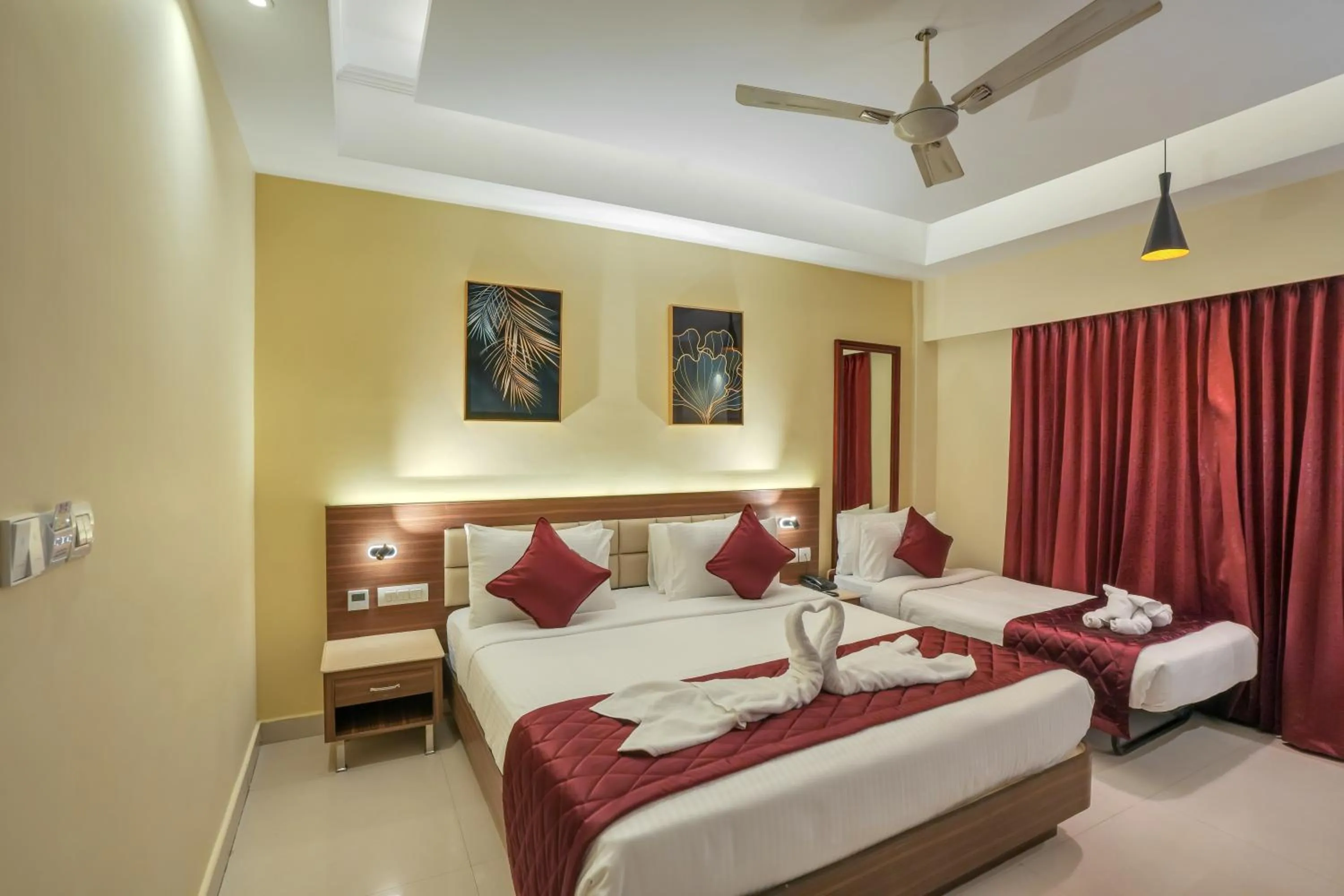 Bedroom, Bed in Park Avenue Hotel & Apartments Trichy