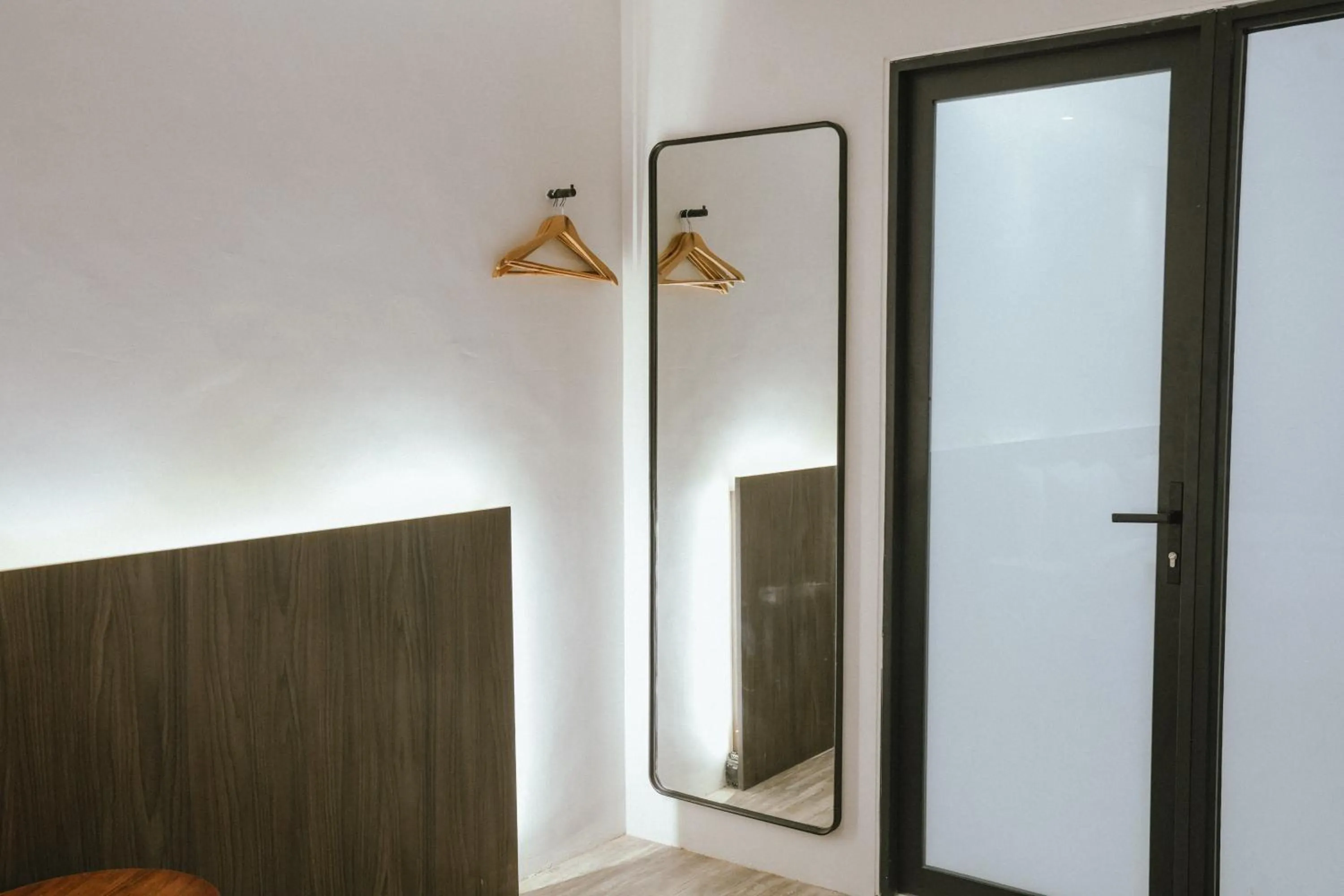 Text overlay in Roxy Hotel Siniawan