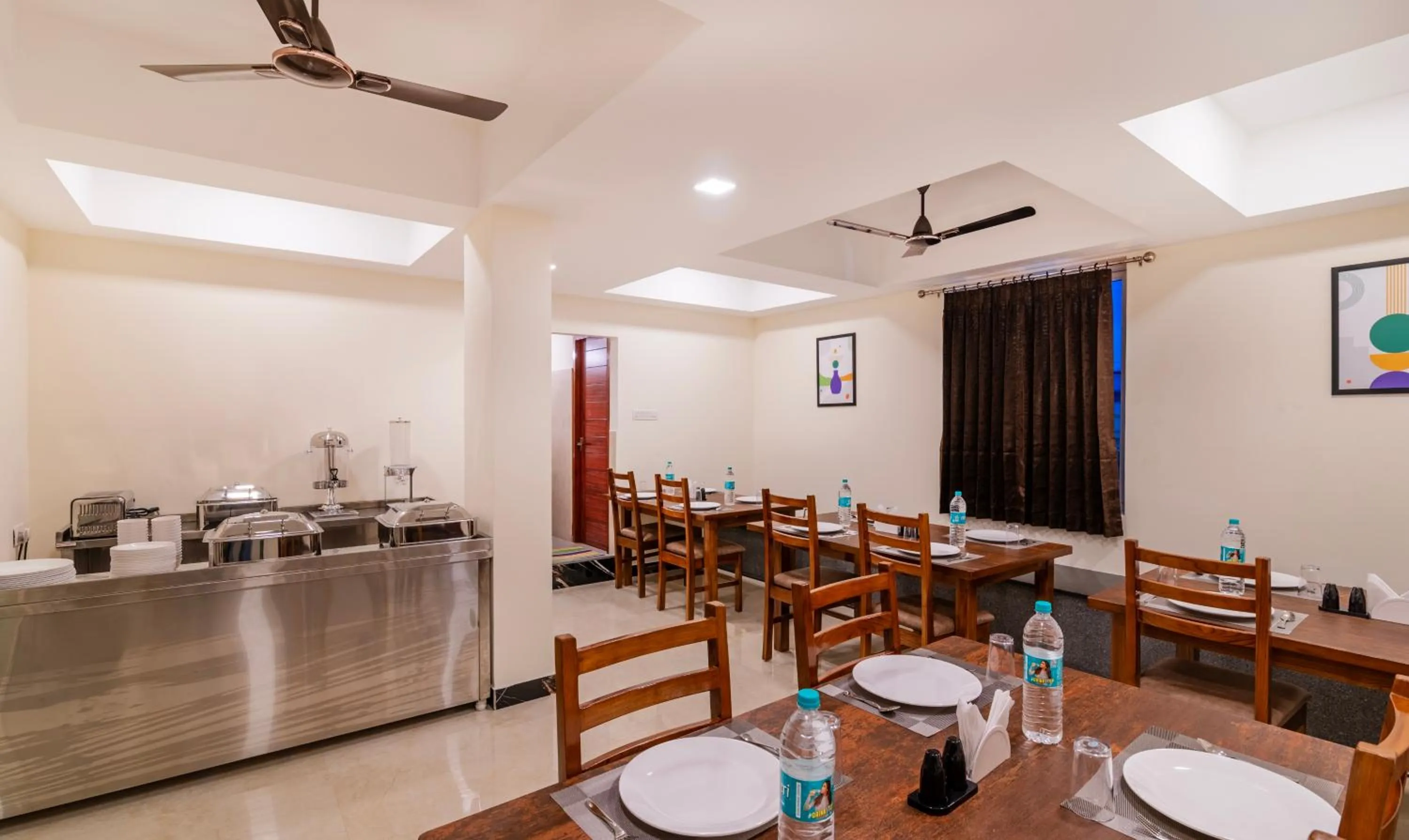 Dining area in Treebo Rakshitha, Porur