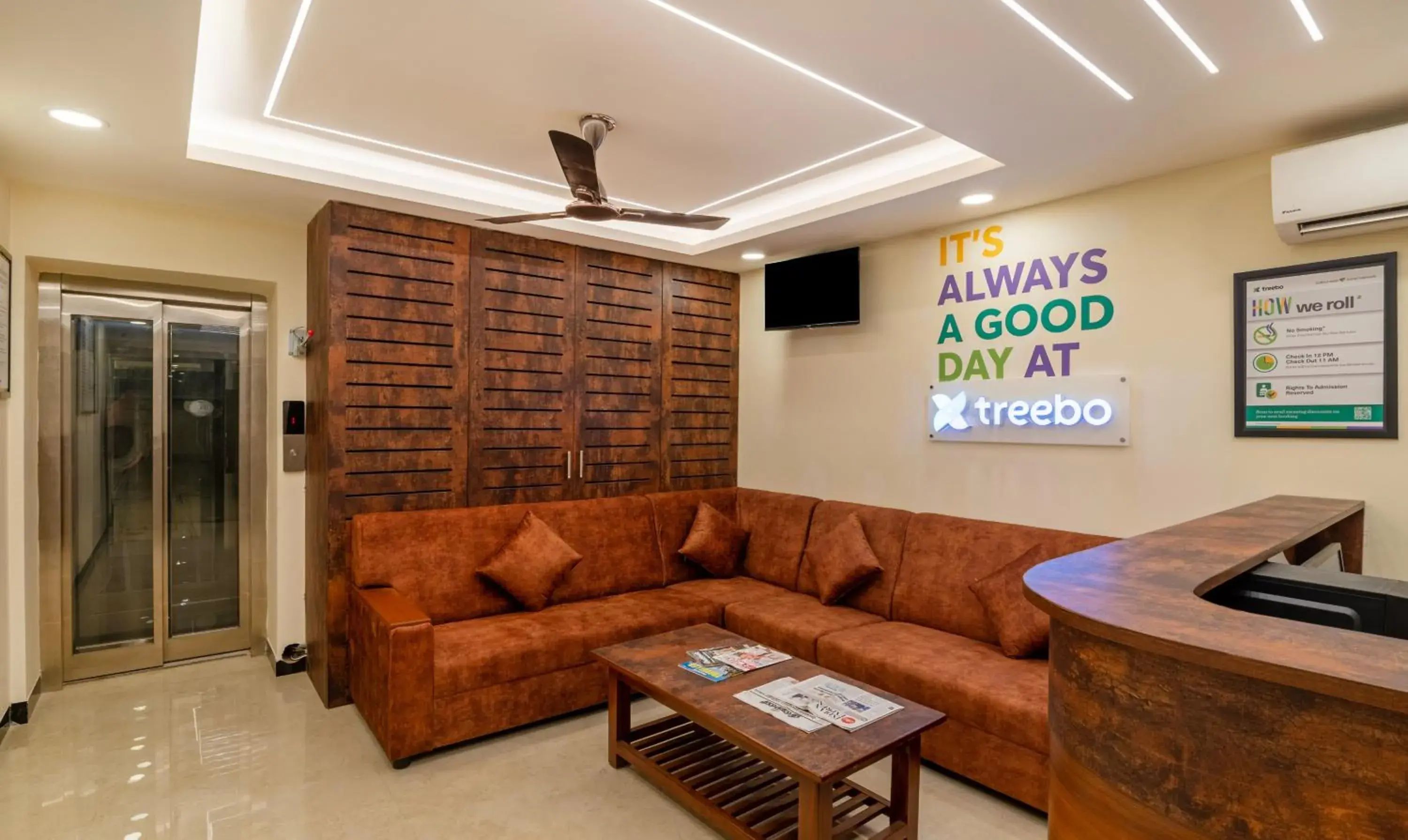 Lobby or reception in Treebo Rakshitha, Porur Lobby or reception in Treebo Rakshitha, Porur