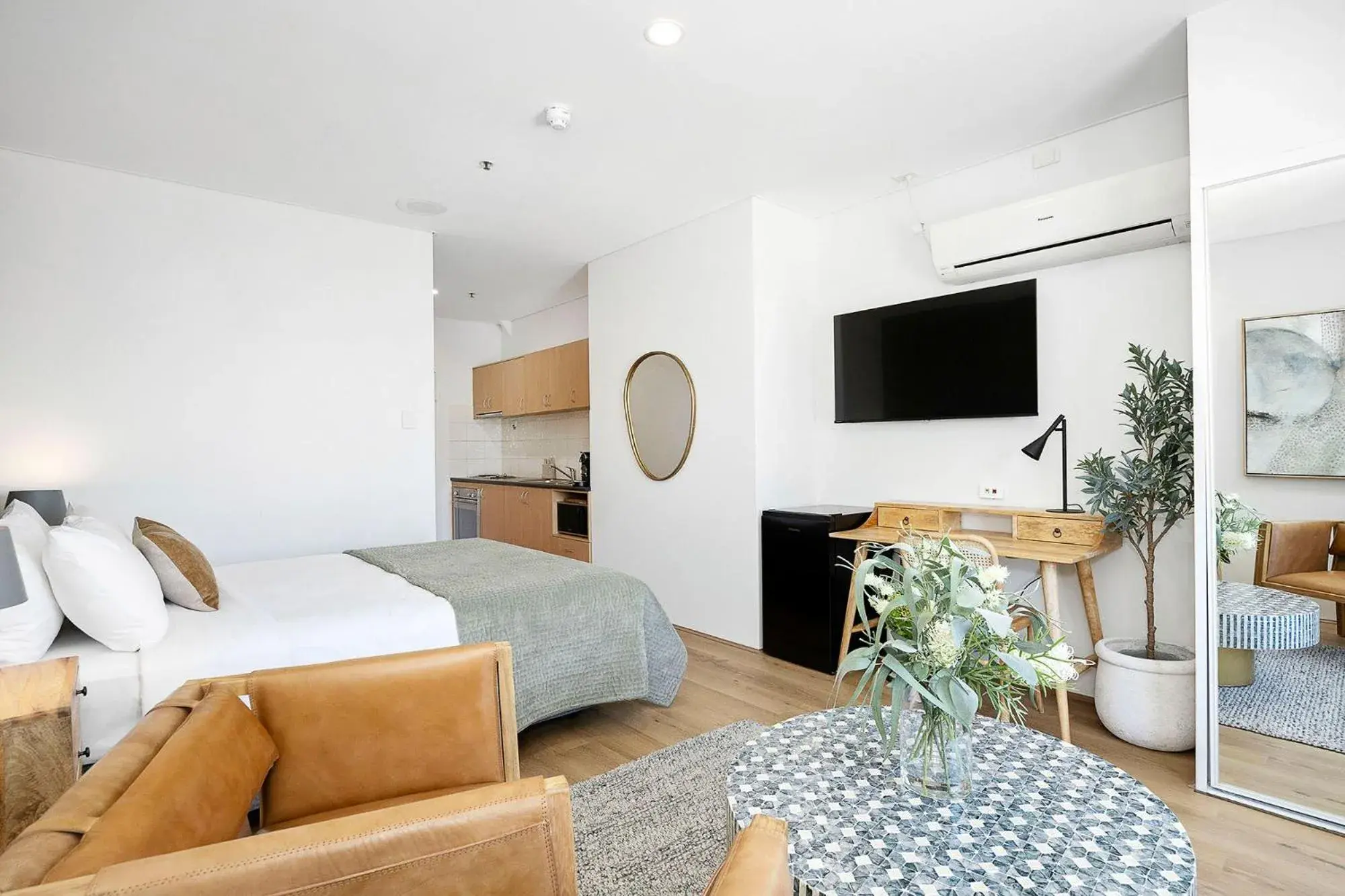 TV and multimedia, Bed in Small Moments TV and multimedia, Bed in Small Moments