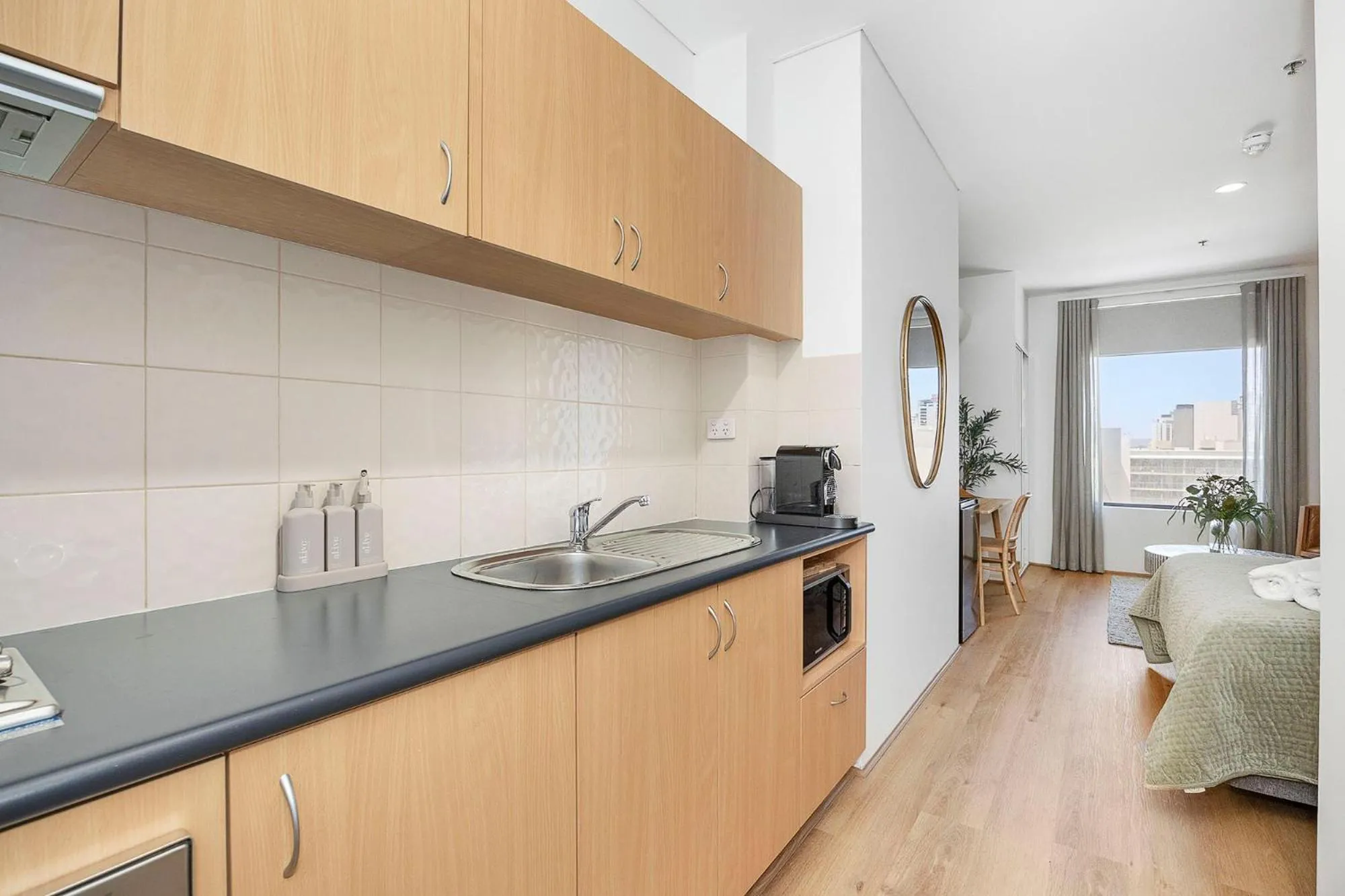 Kitchen or kitchenette in Small Moments