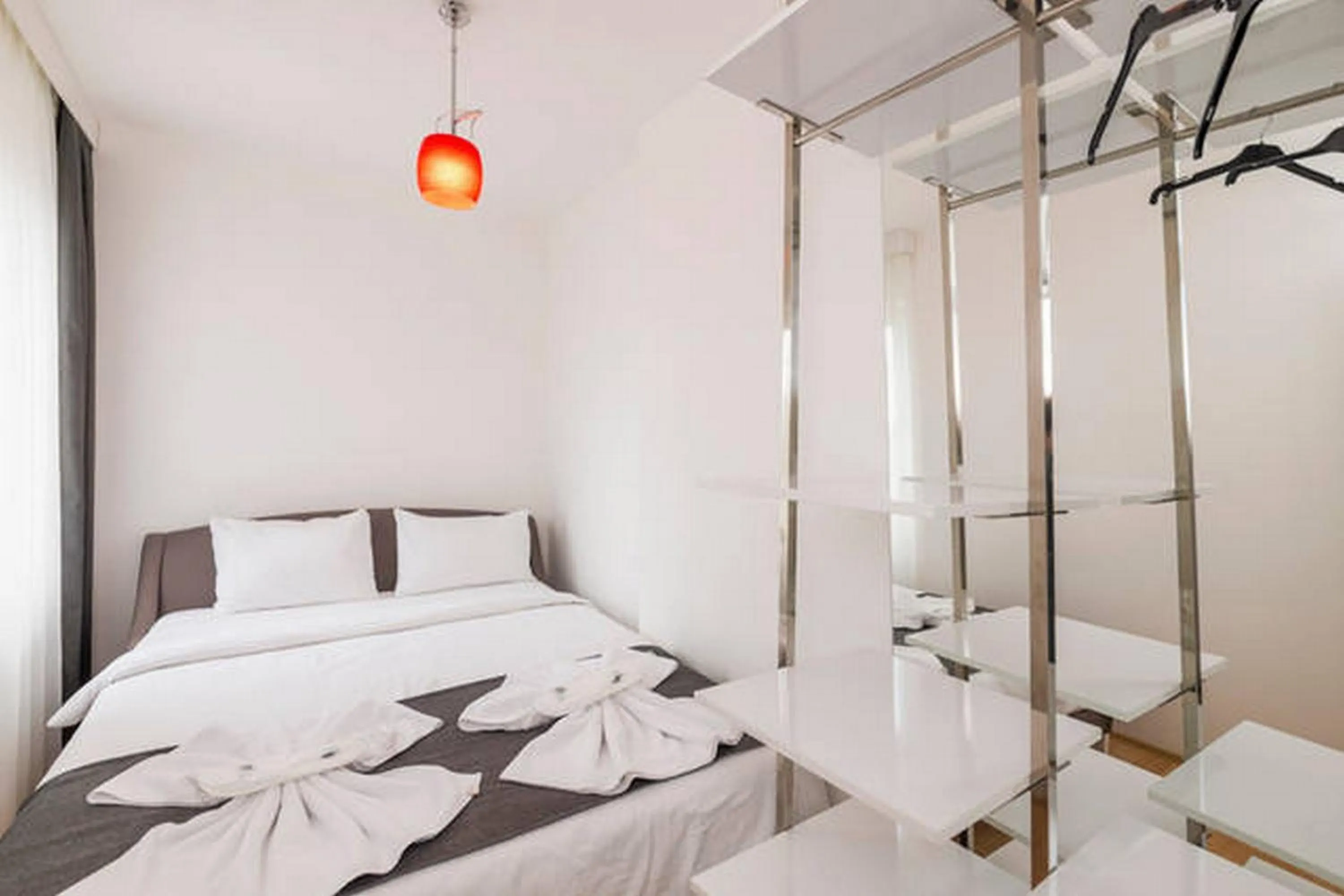 Bed in Nish Suites Atasehir