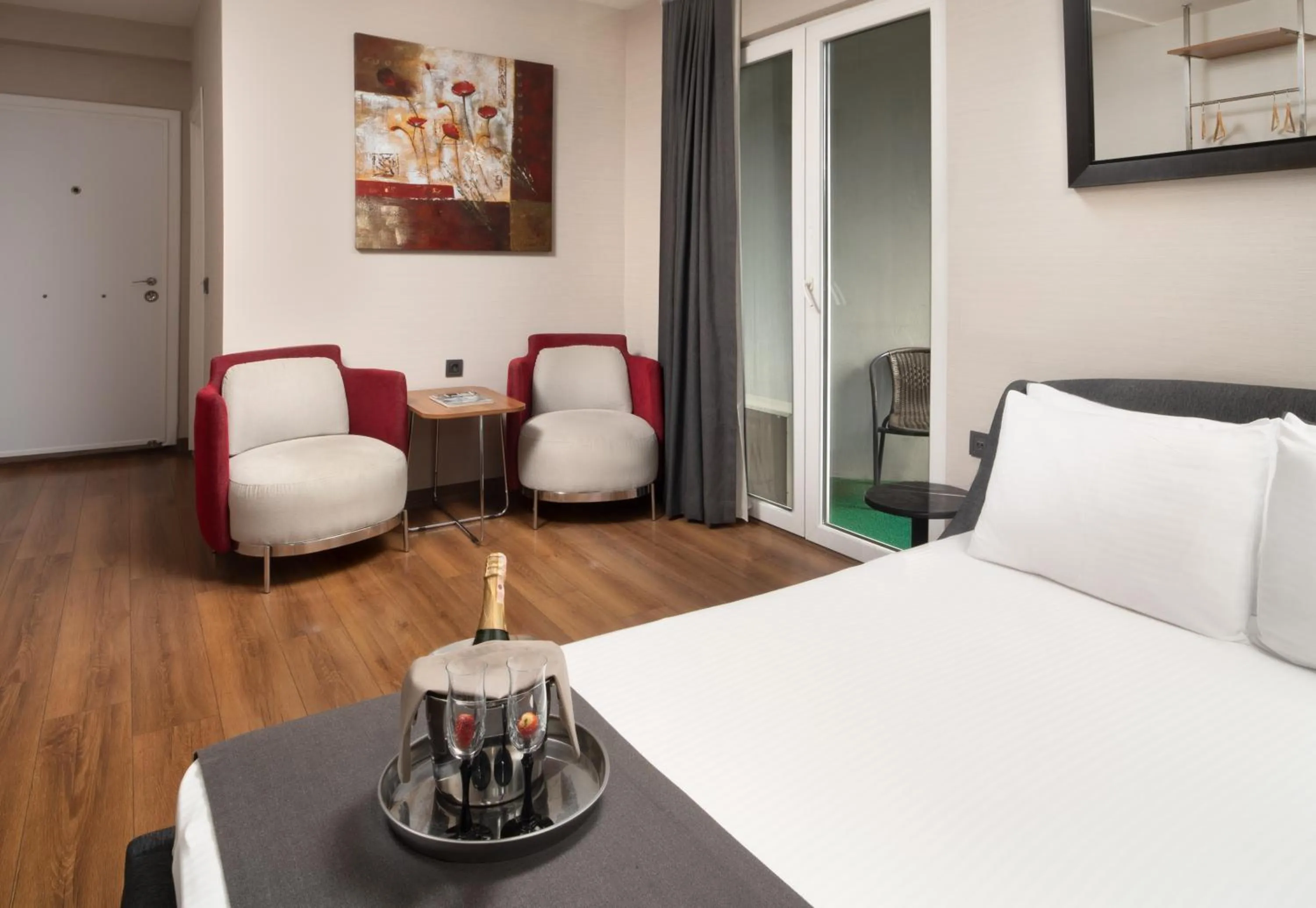 Bed in Nish Suites Atasehir