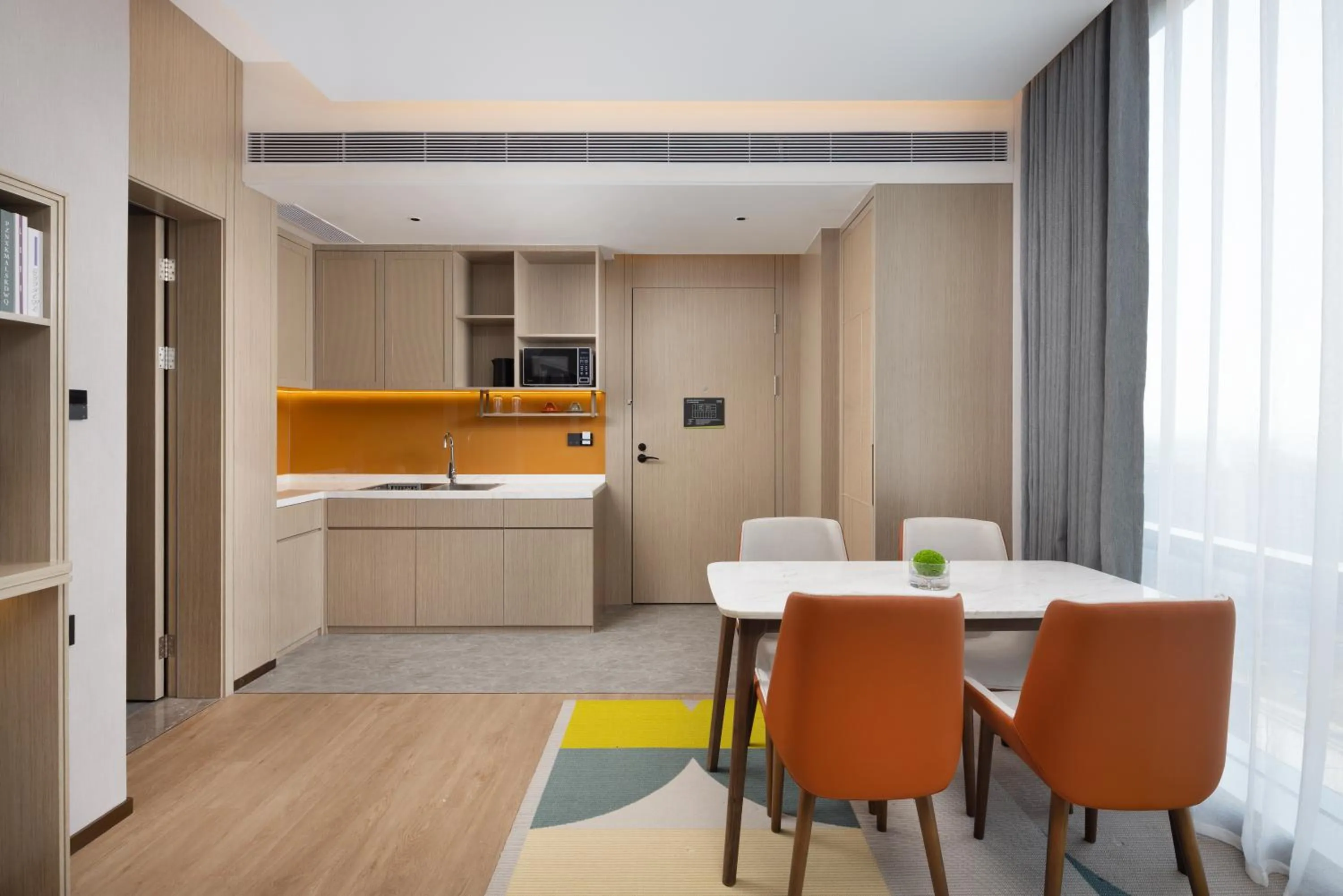 Home2 Suite by Hilton Jingjiang Binjiang New Town