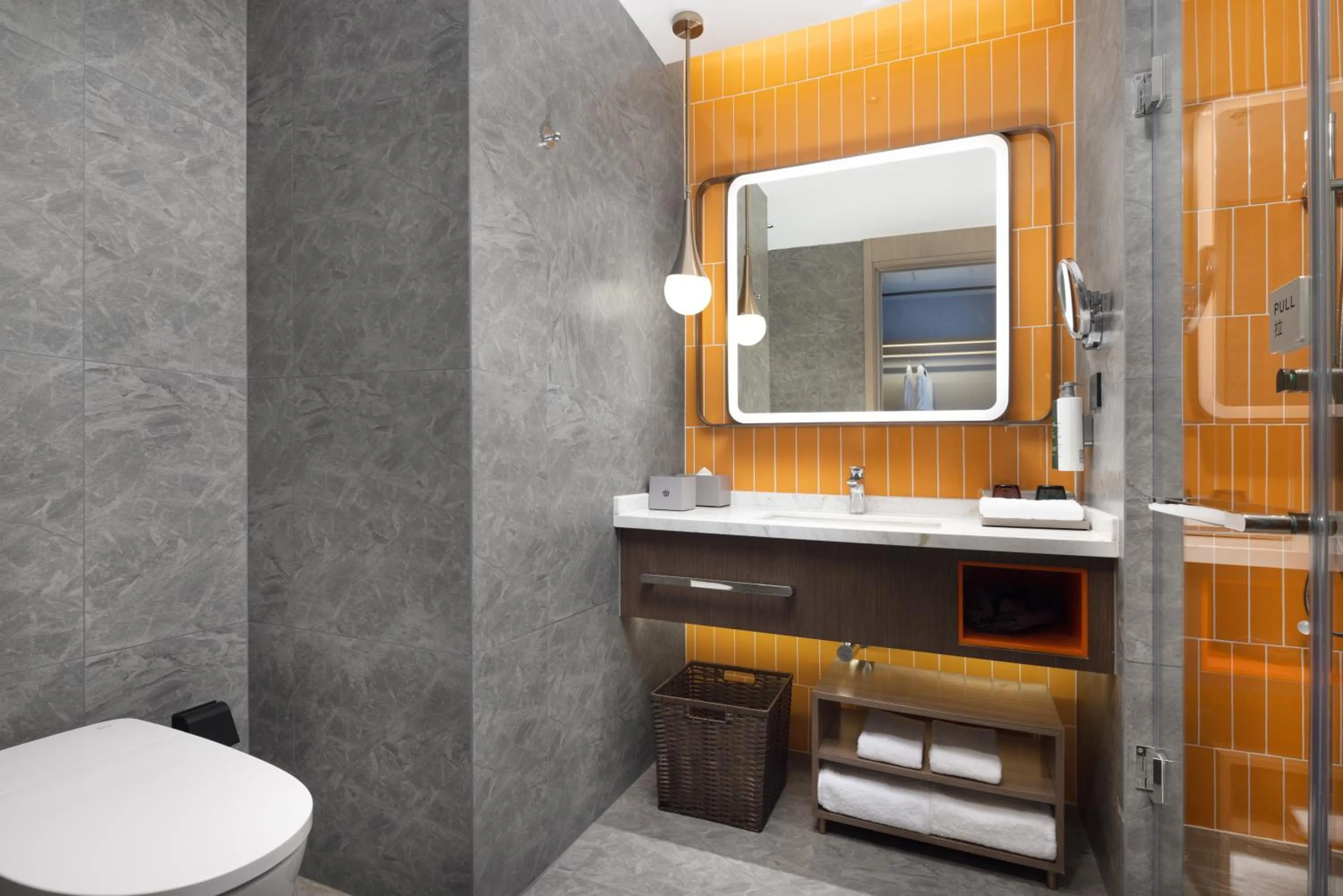 Home2 Suite by Hilton Jingjiang Binjiang New Town