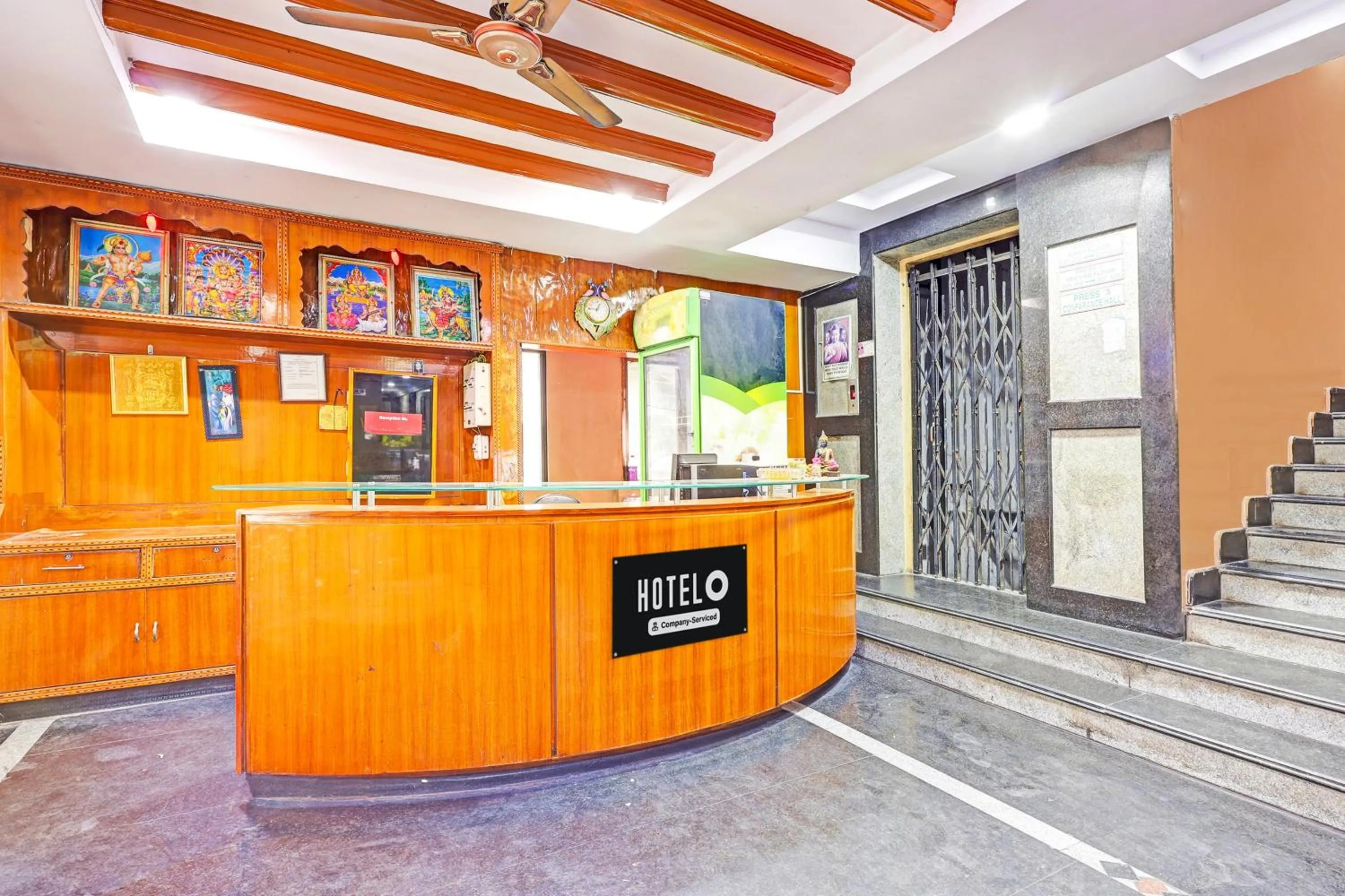 Lobby or reception in Super Hotel O Besant Road