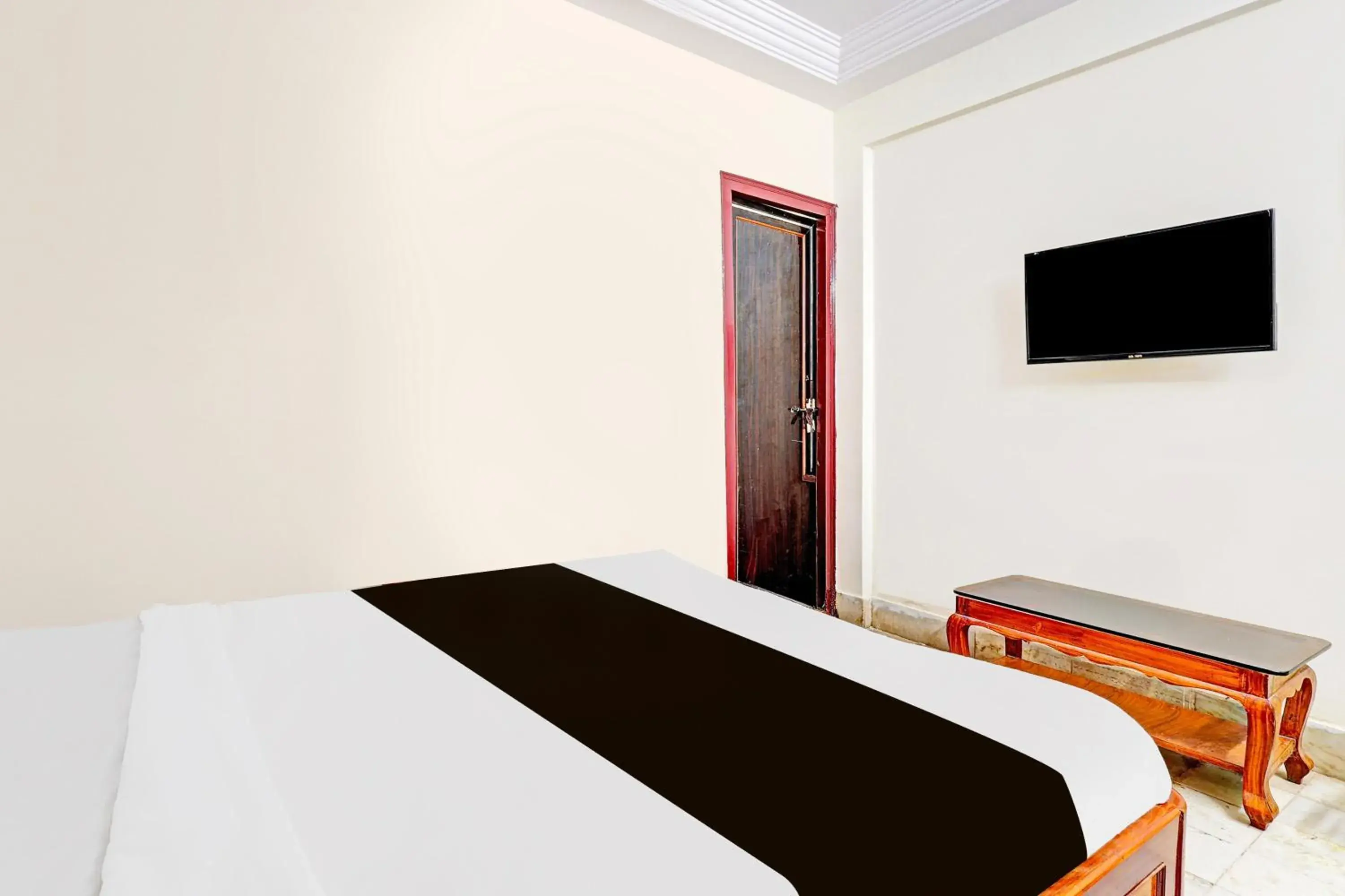 Bedroom, Bed in Hotel O Besant Road Bedroom, Bed in Hotel O Besant Road