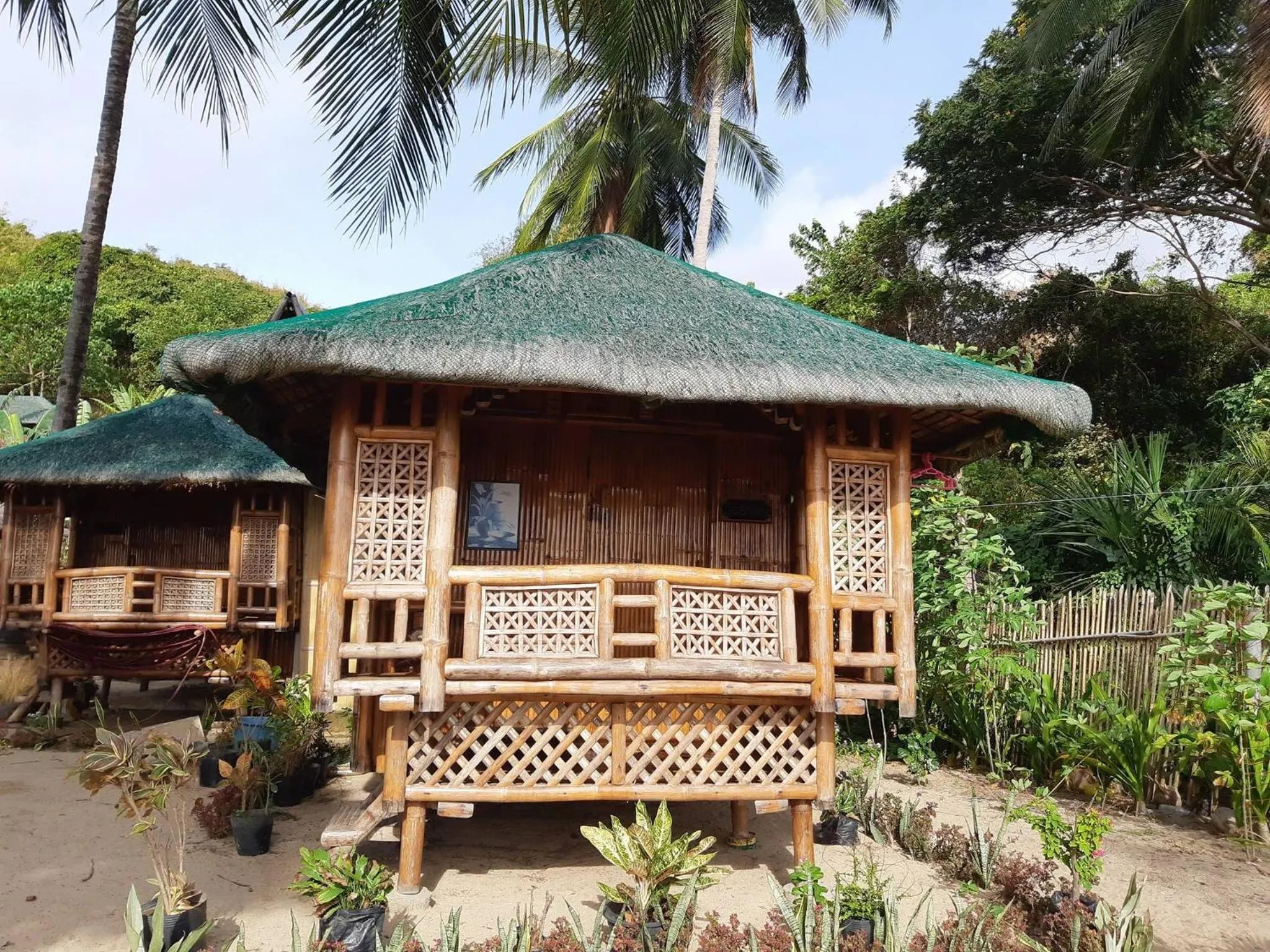 Property building in Floresitas Beach Resort