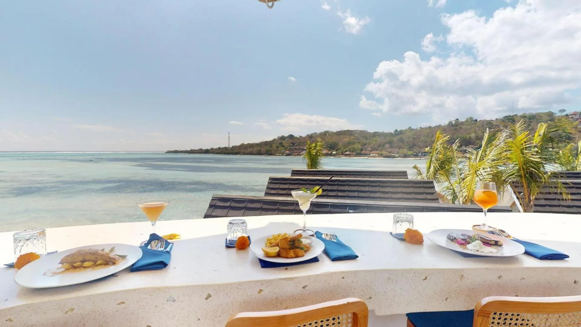 Restaurant/places to eat in Segara Seaside Resort