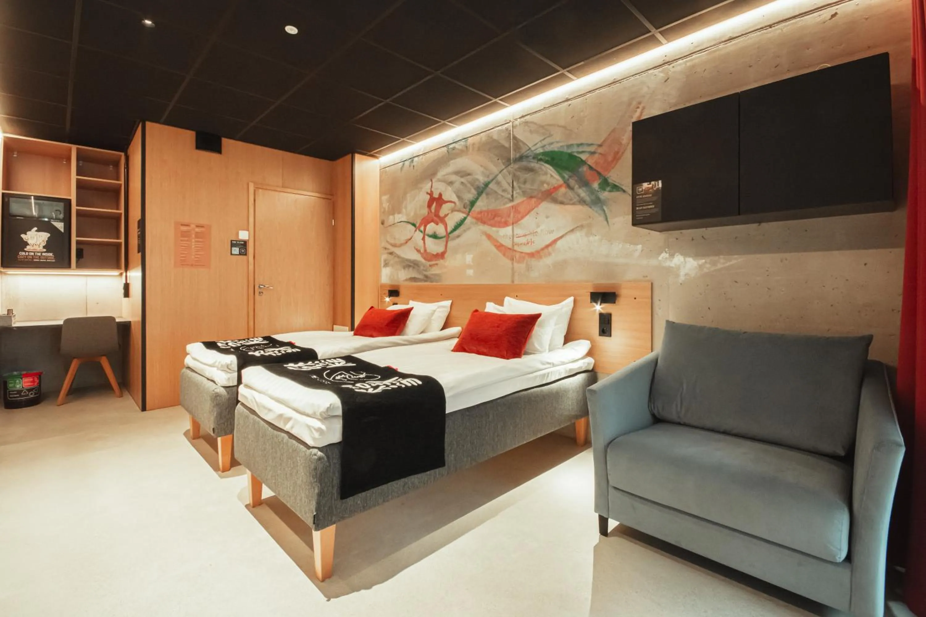 Time Hotel, Time To Stay art & boutique