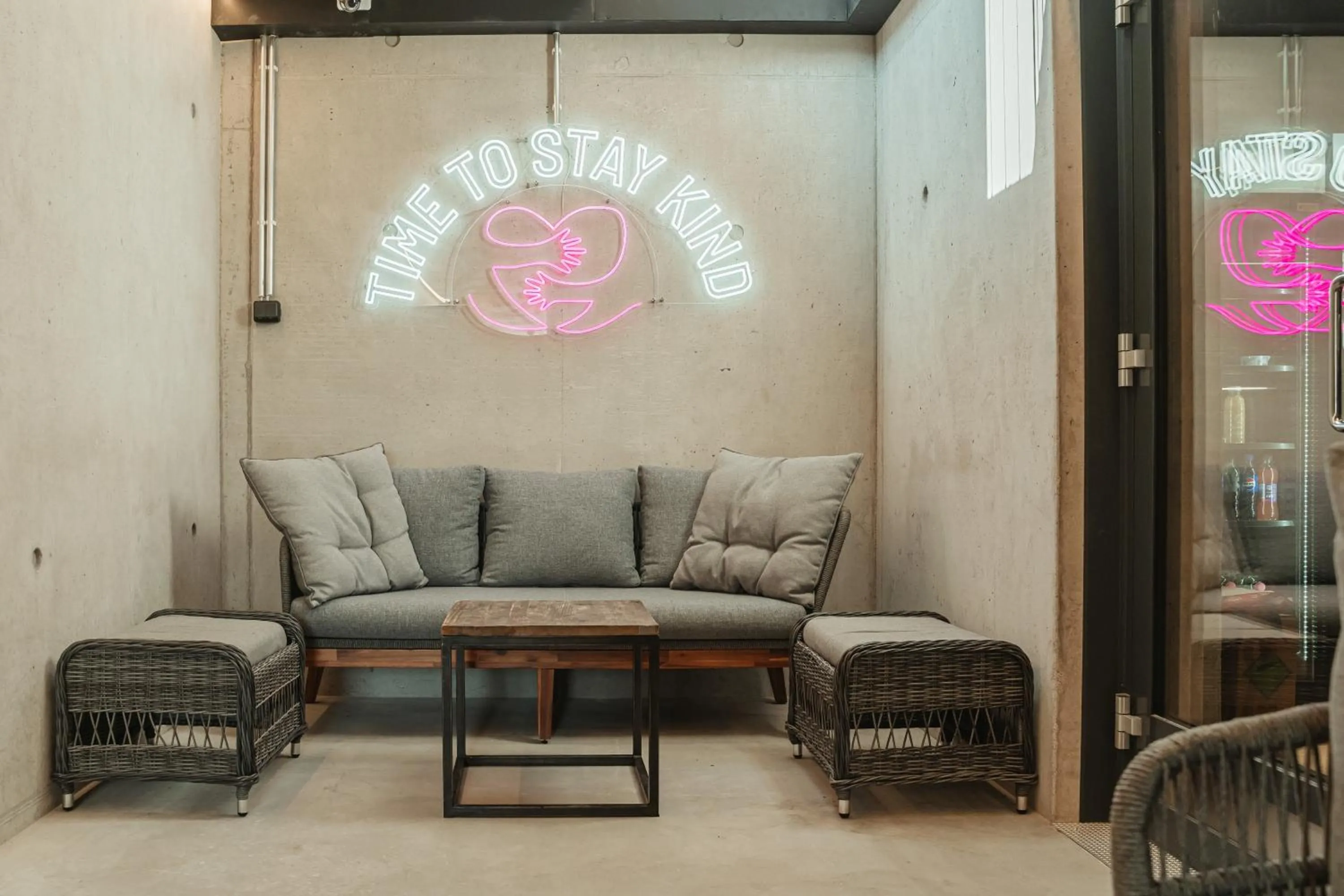 Communal lounge/ TV room in Time Hotel, Time To Stay art & boutique