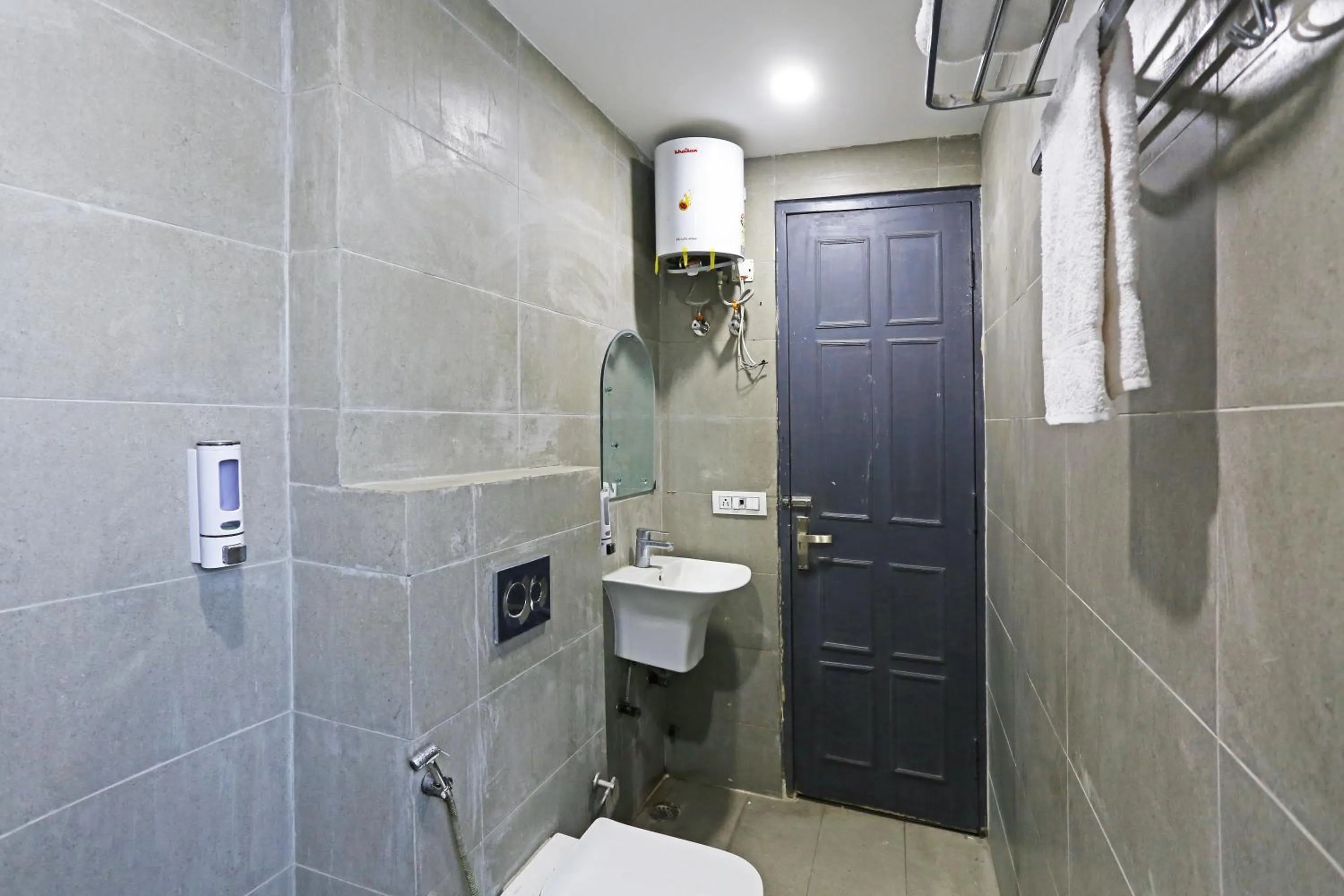 Shower in Hotel Twamev residency Uttam Nagar couple friendly
