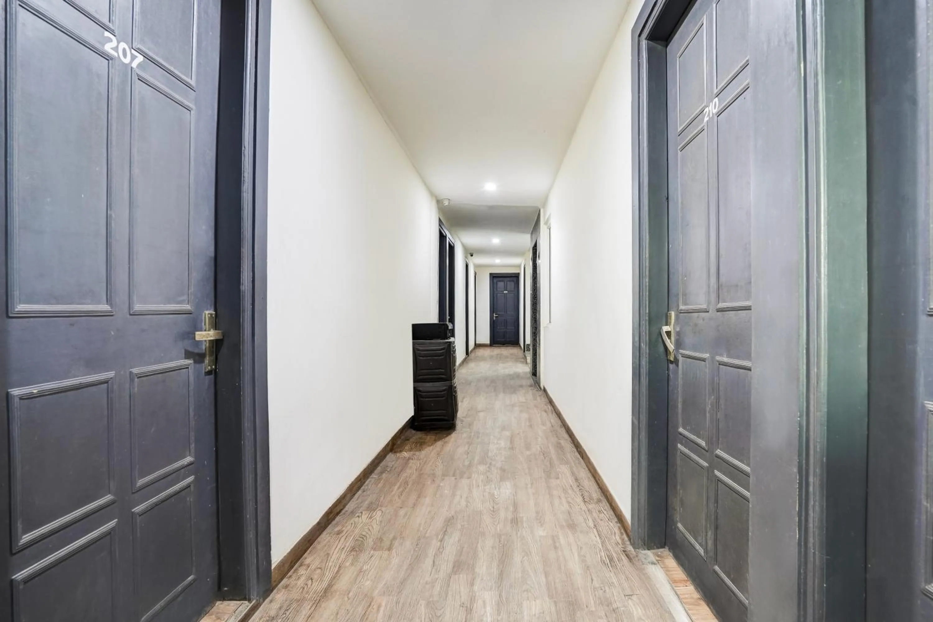 Lobby or reception in Hotel Twamev residency Uttam Nagar couple friendly