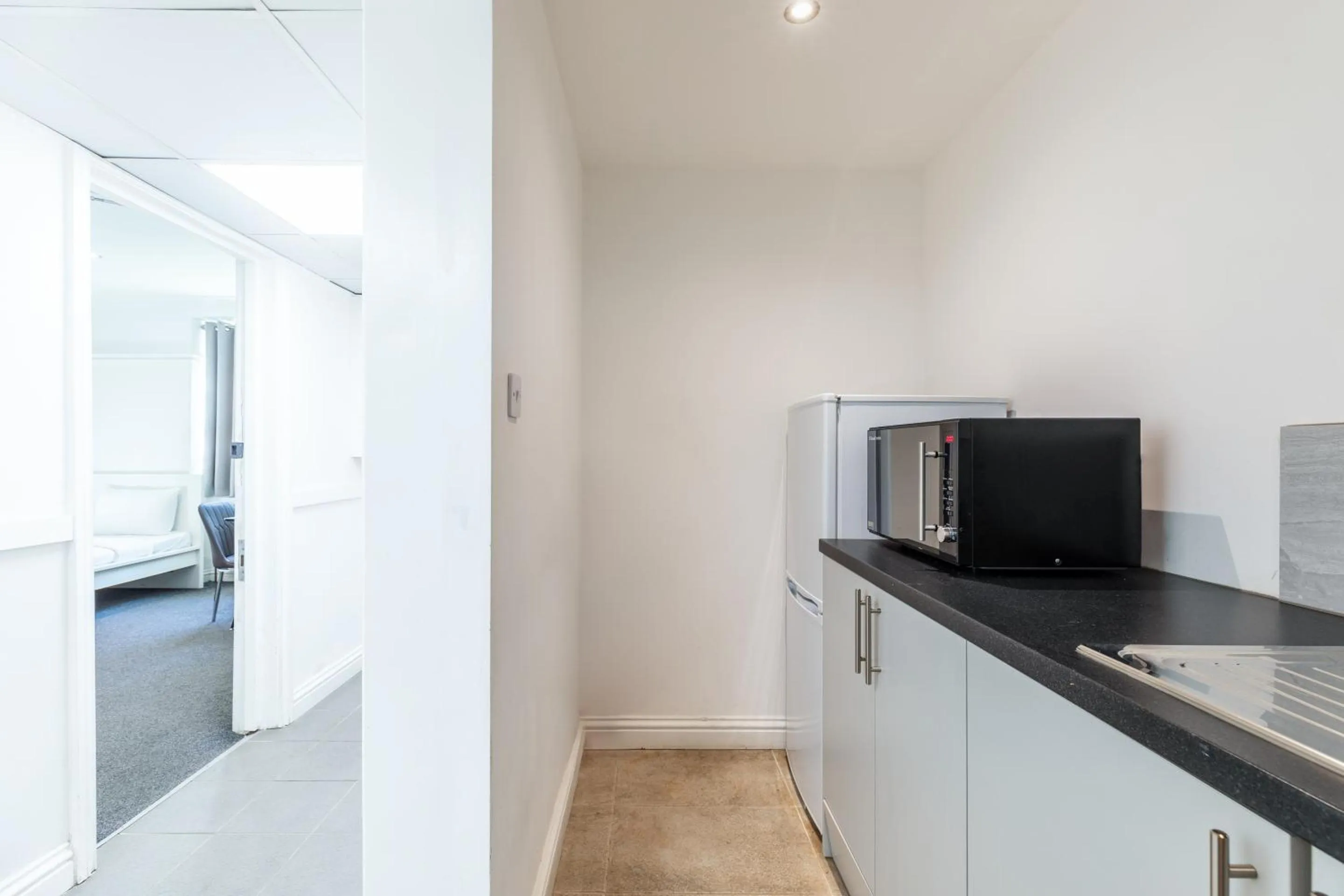 Kitchen or kitchenette in The Chapter - Hyde Park Hotel