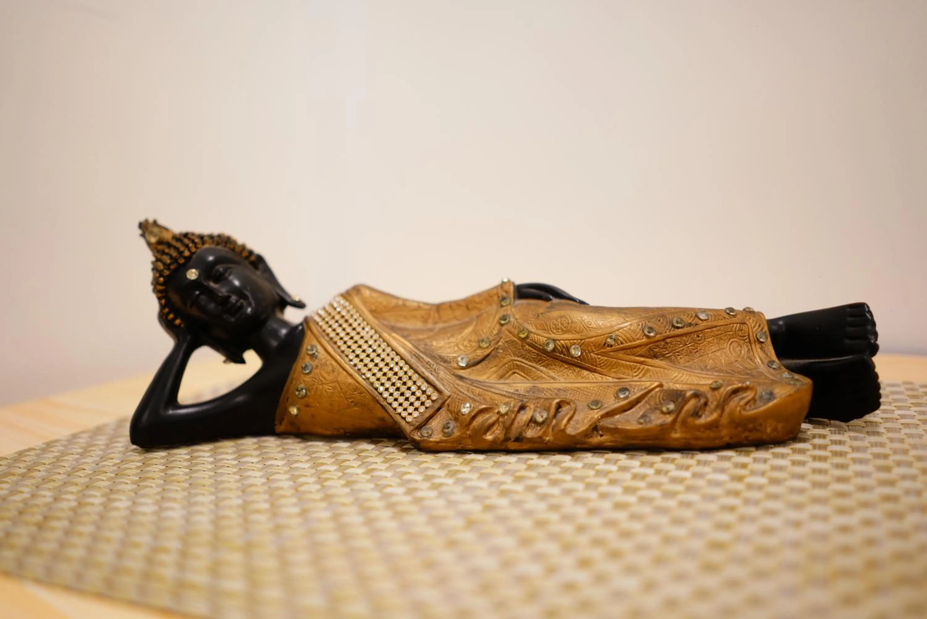 Decorative detail in Enkay Service Apartments