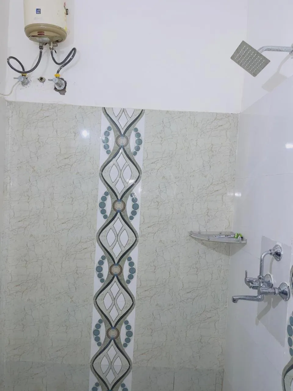 Bathroom in Rajwadi Palace