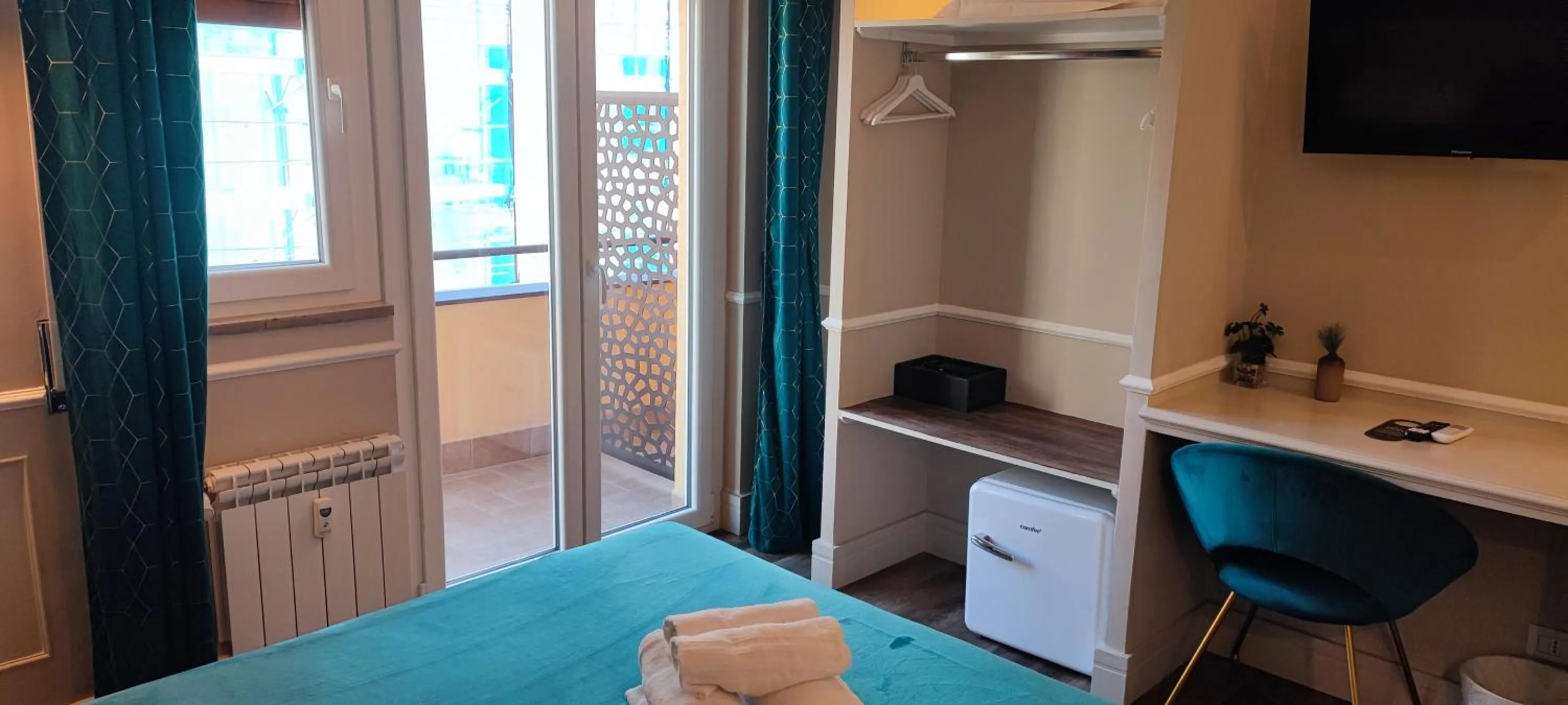 Bed in Le Petit Bijou