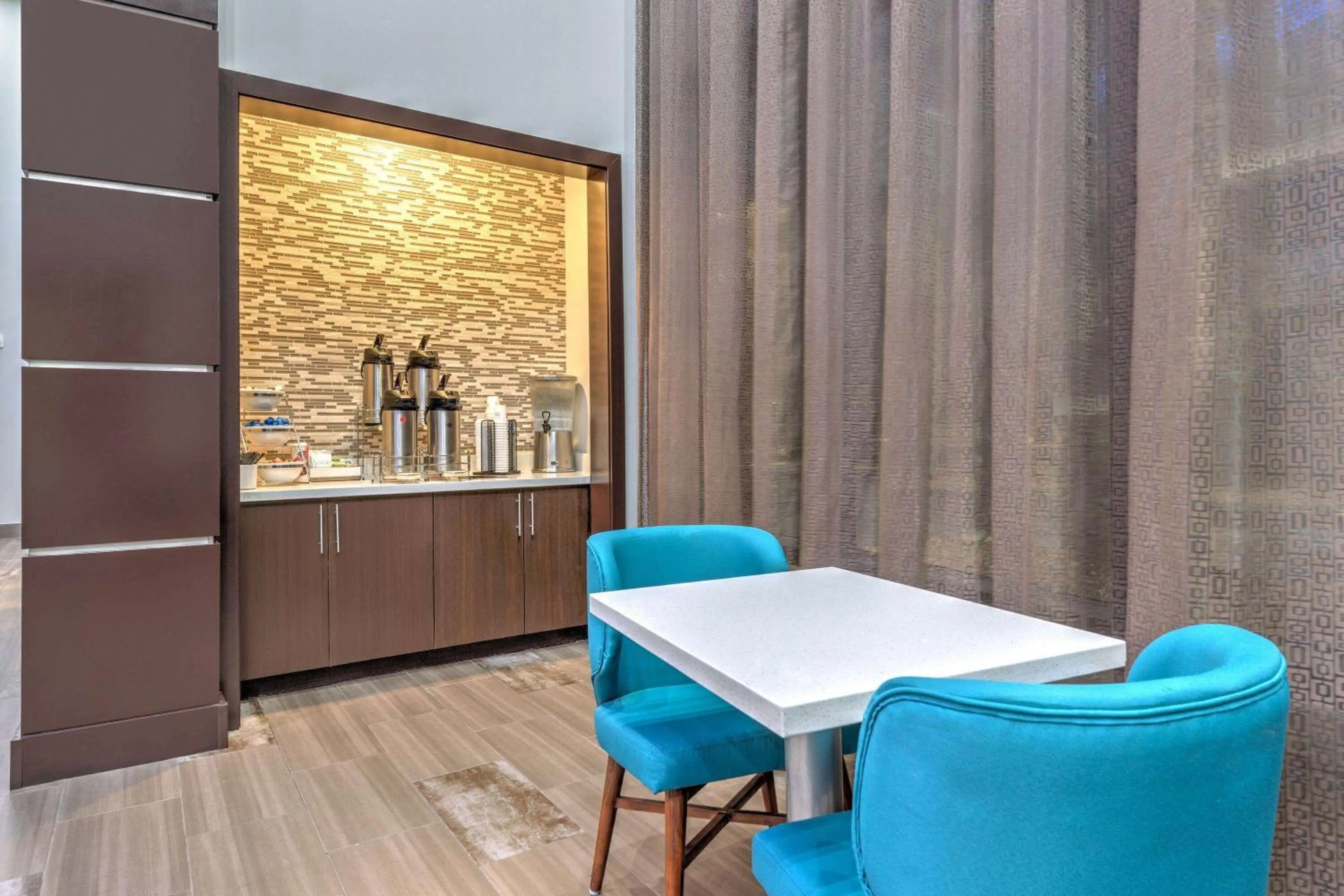 Other in La Quinta by Wyndham Tyler - University Area