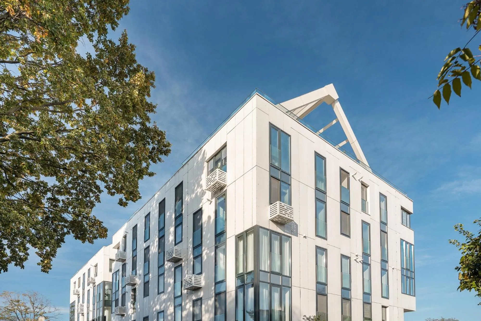 Property building in Phoenix Aparthotel