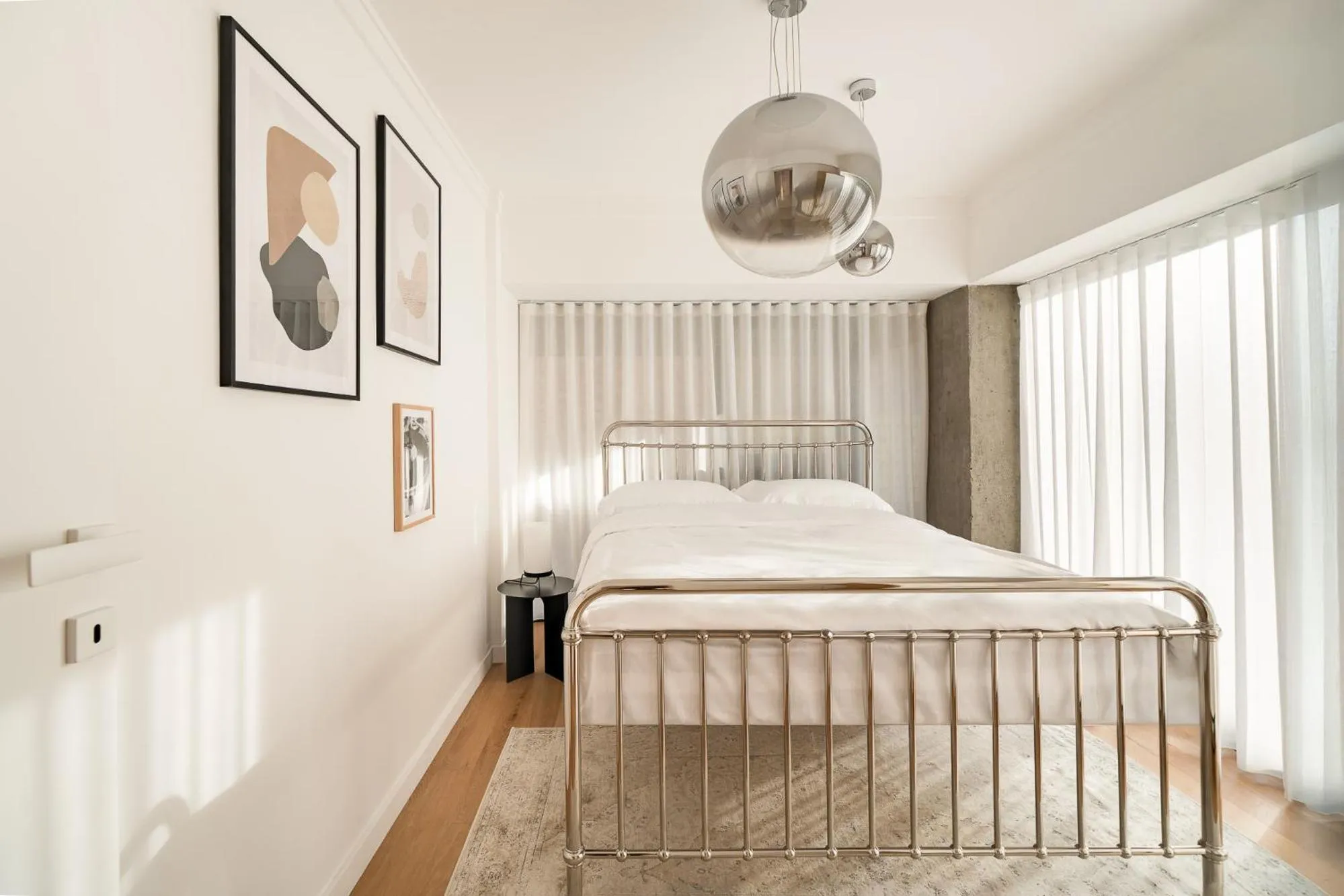 Bed in Phoenix Aparthotel