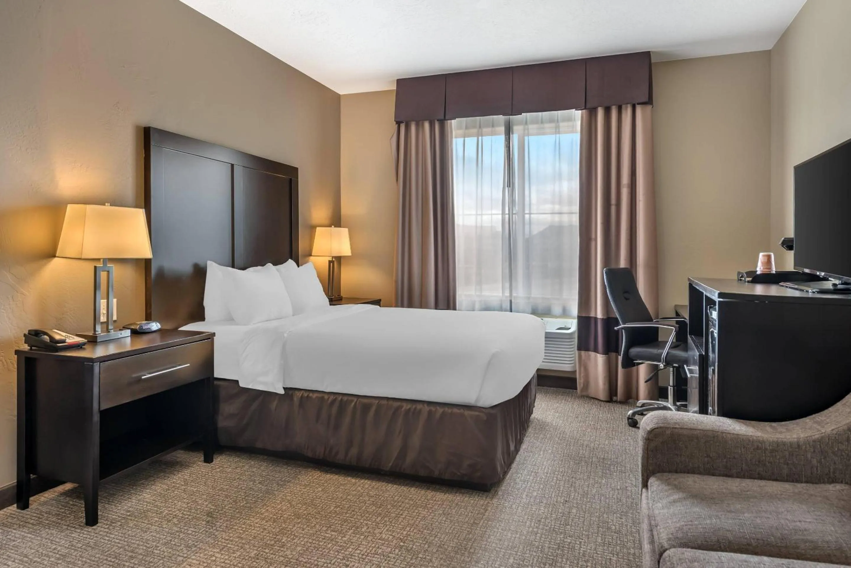 Bedroom, Bed in Comfort Inn & Suites Vernal - National Monument Area