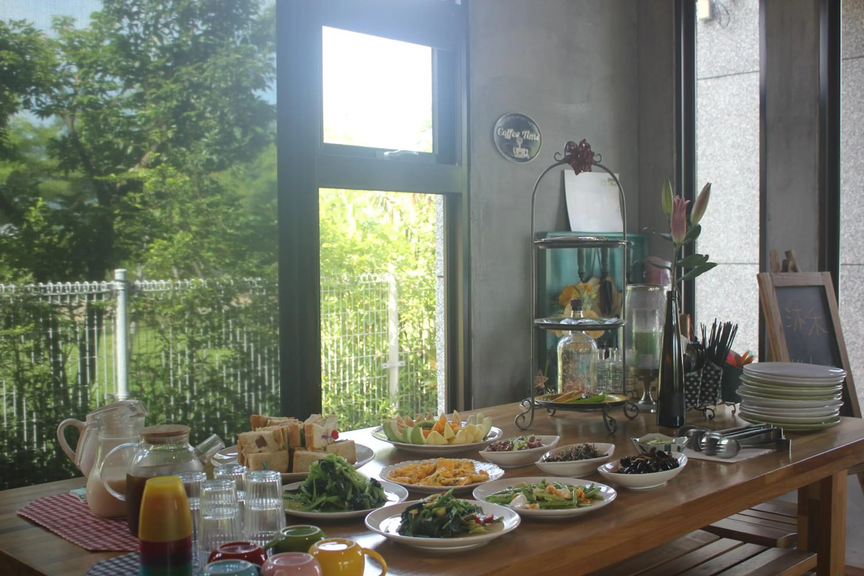 Buffet breakfast in Muho B&B