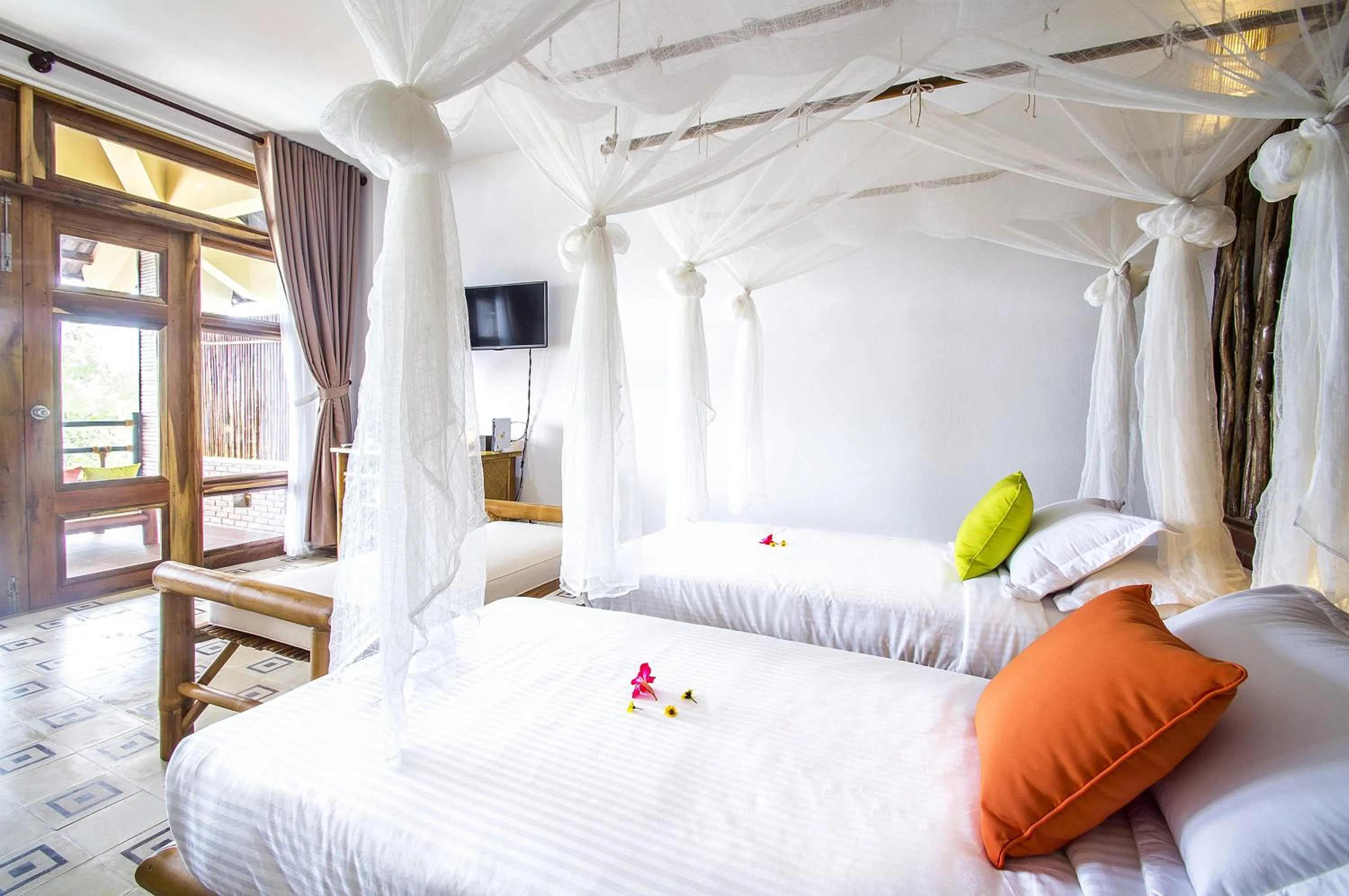 Bed in The Island Lodge