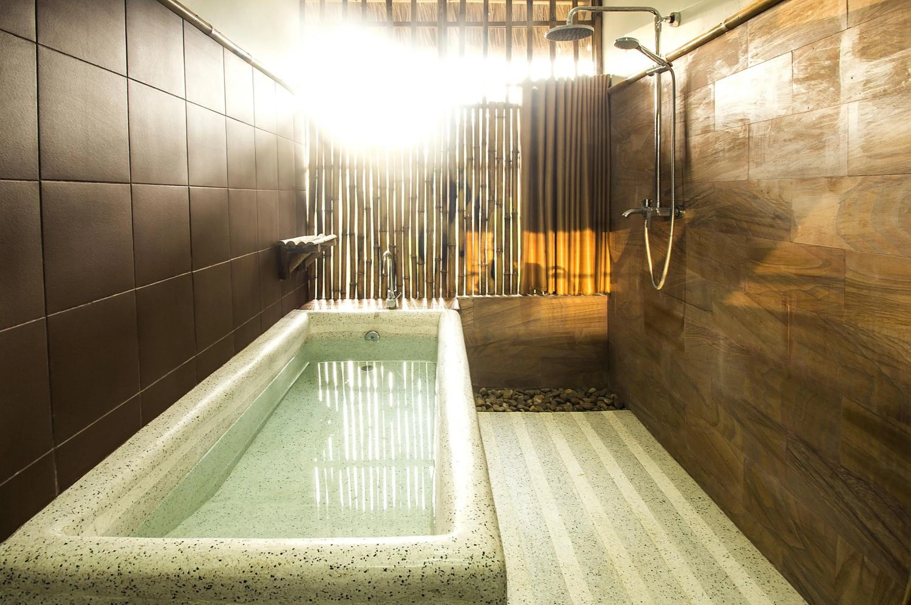 Bathroom in The Island Lodge