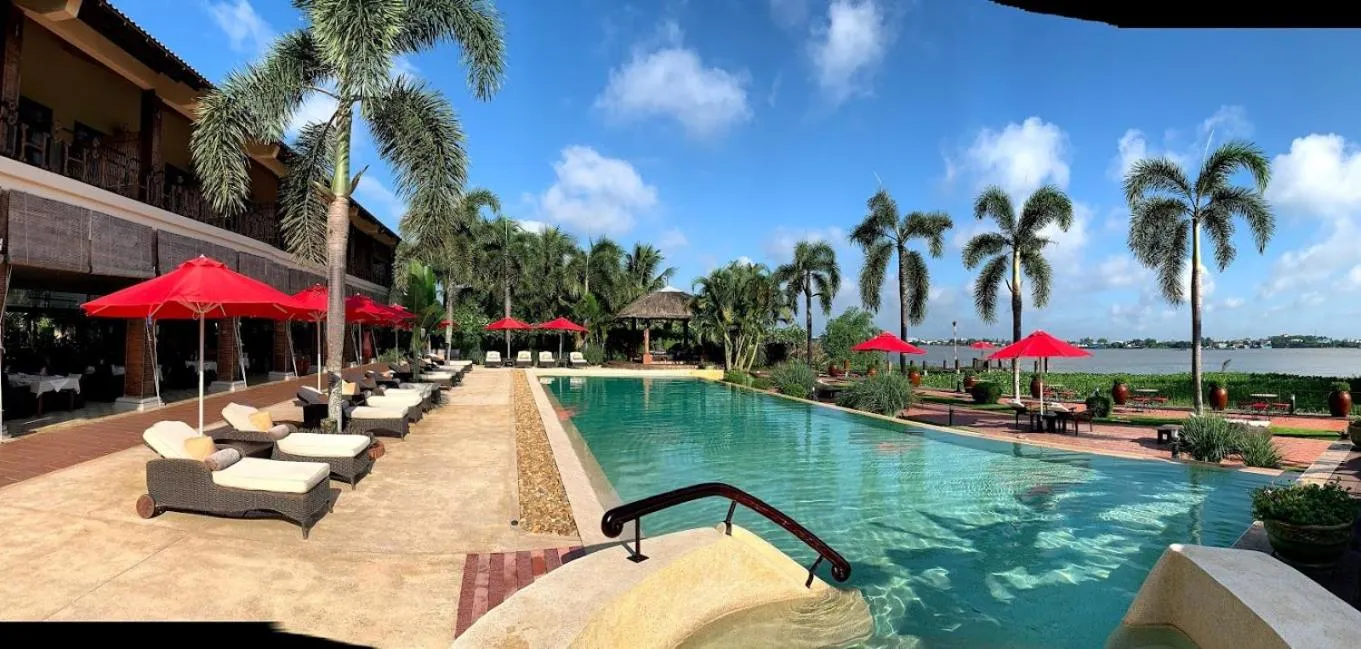 Natural landscape in The Island Lodge