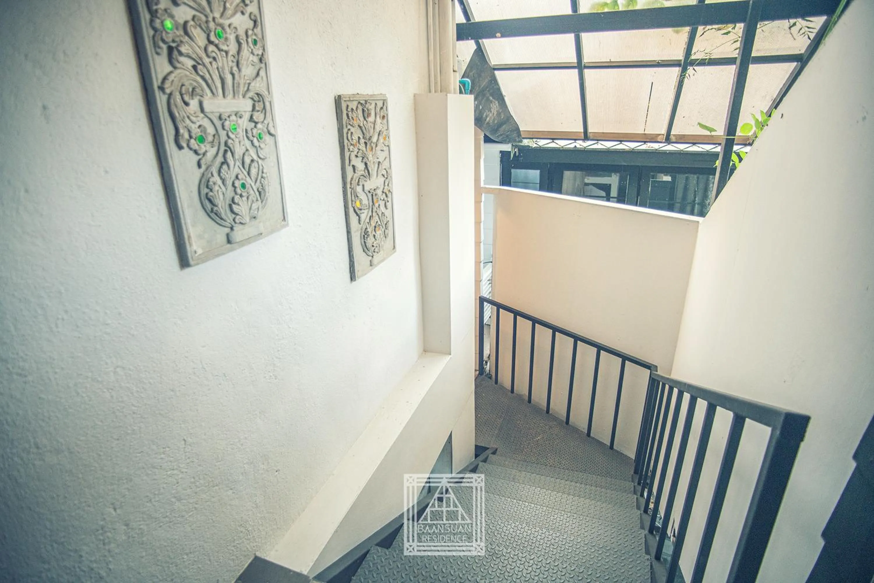 Decorative detail in Baan Suan Residence เฮือนพักบ้านสวน