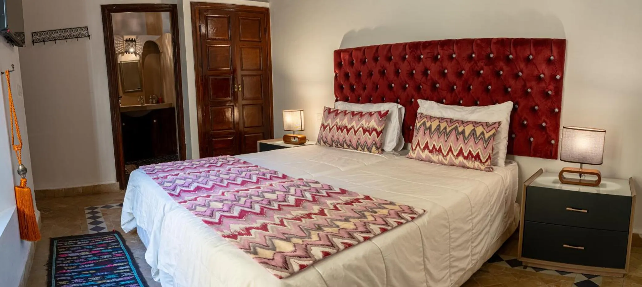 Bed in Riad Dar Pierre