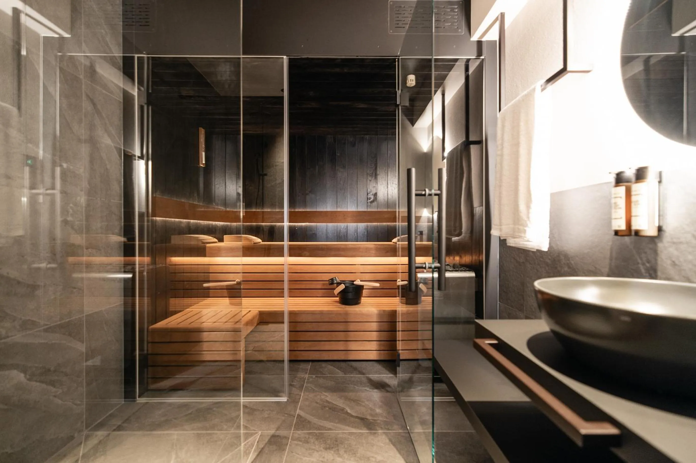 Sauna in Schwarzer Adler - Concept Living