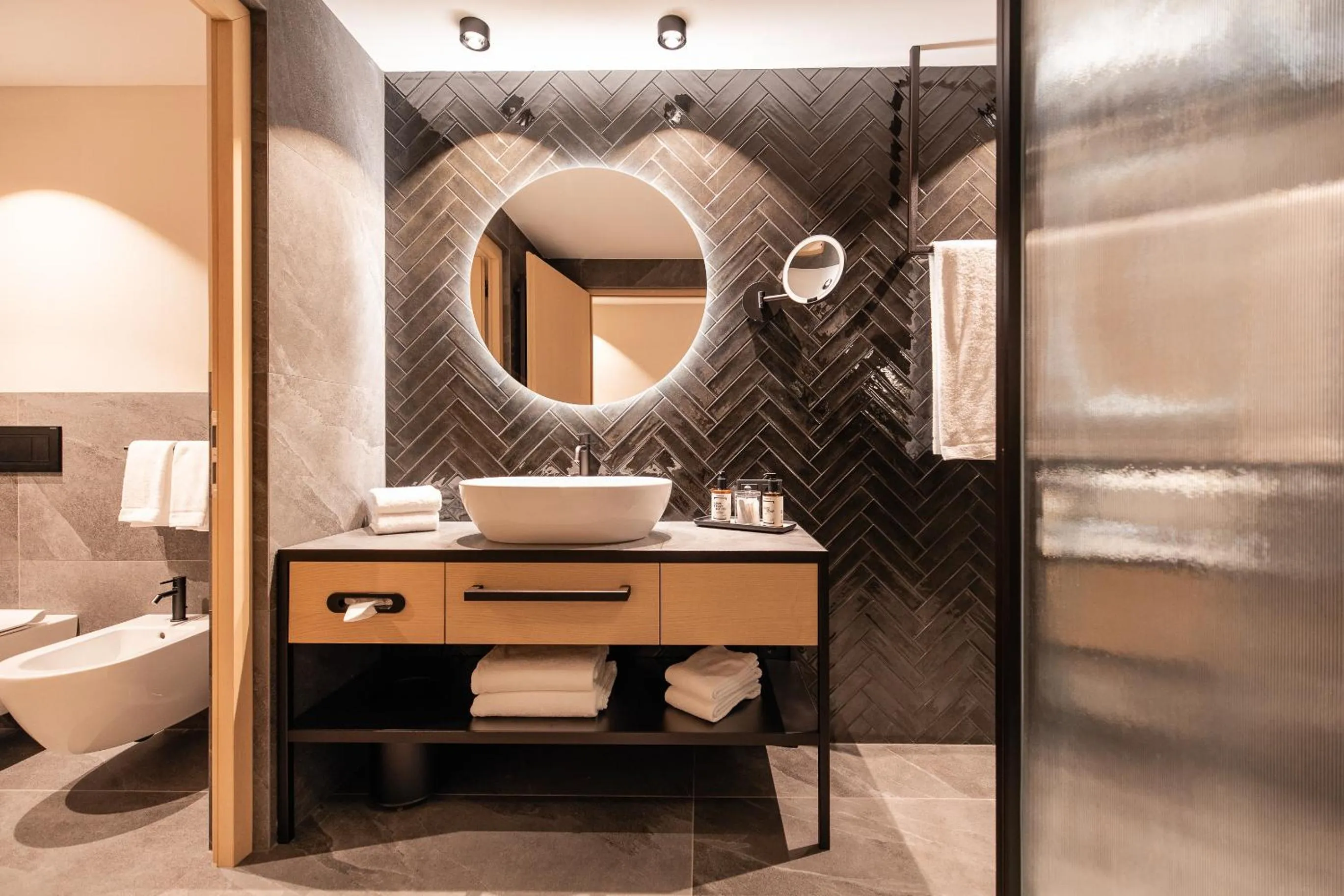 Bathroom in Schwarzer Adler - Concept Living
