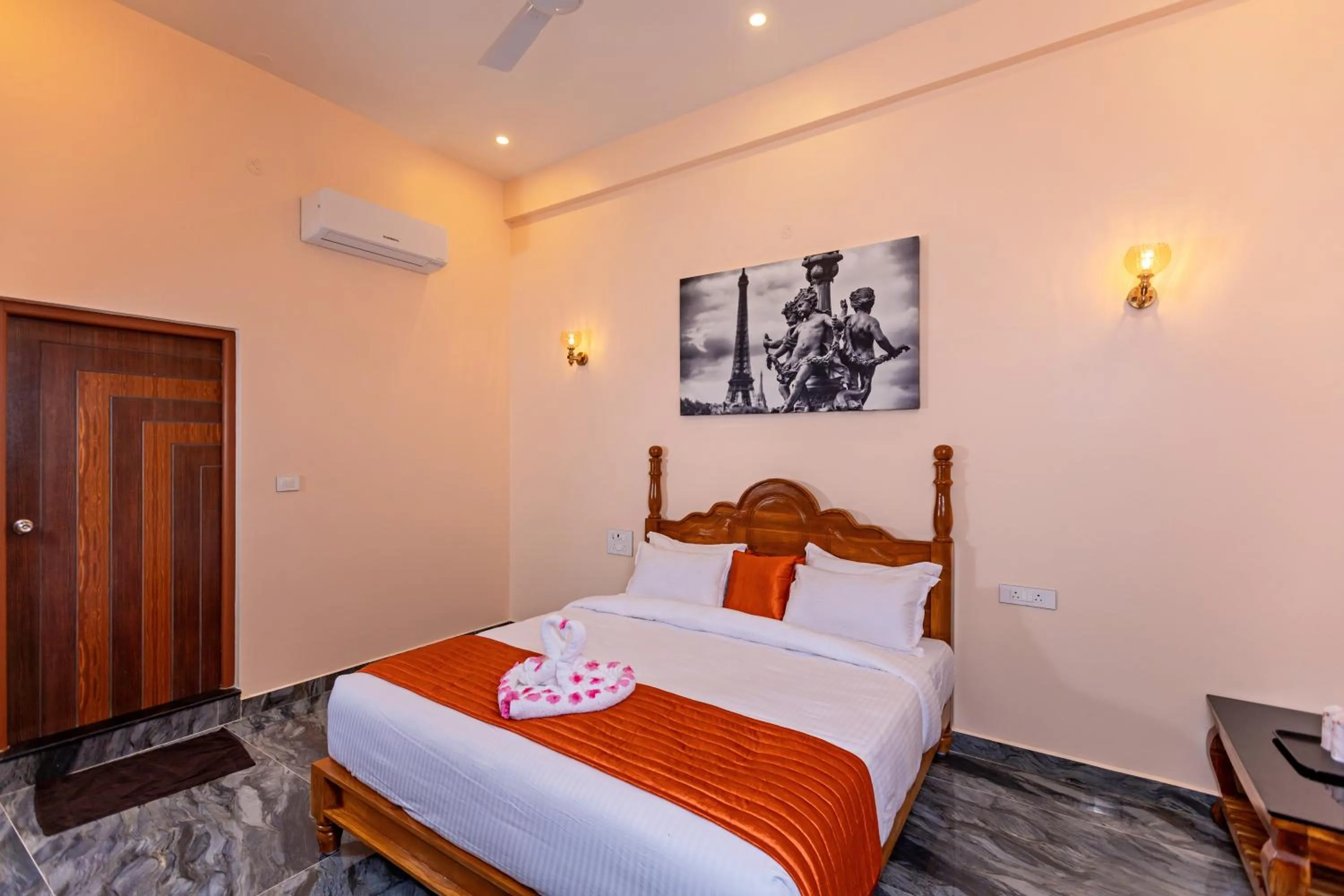 Bed in T Resort with Swimming Pool