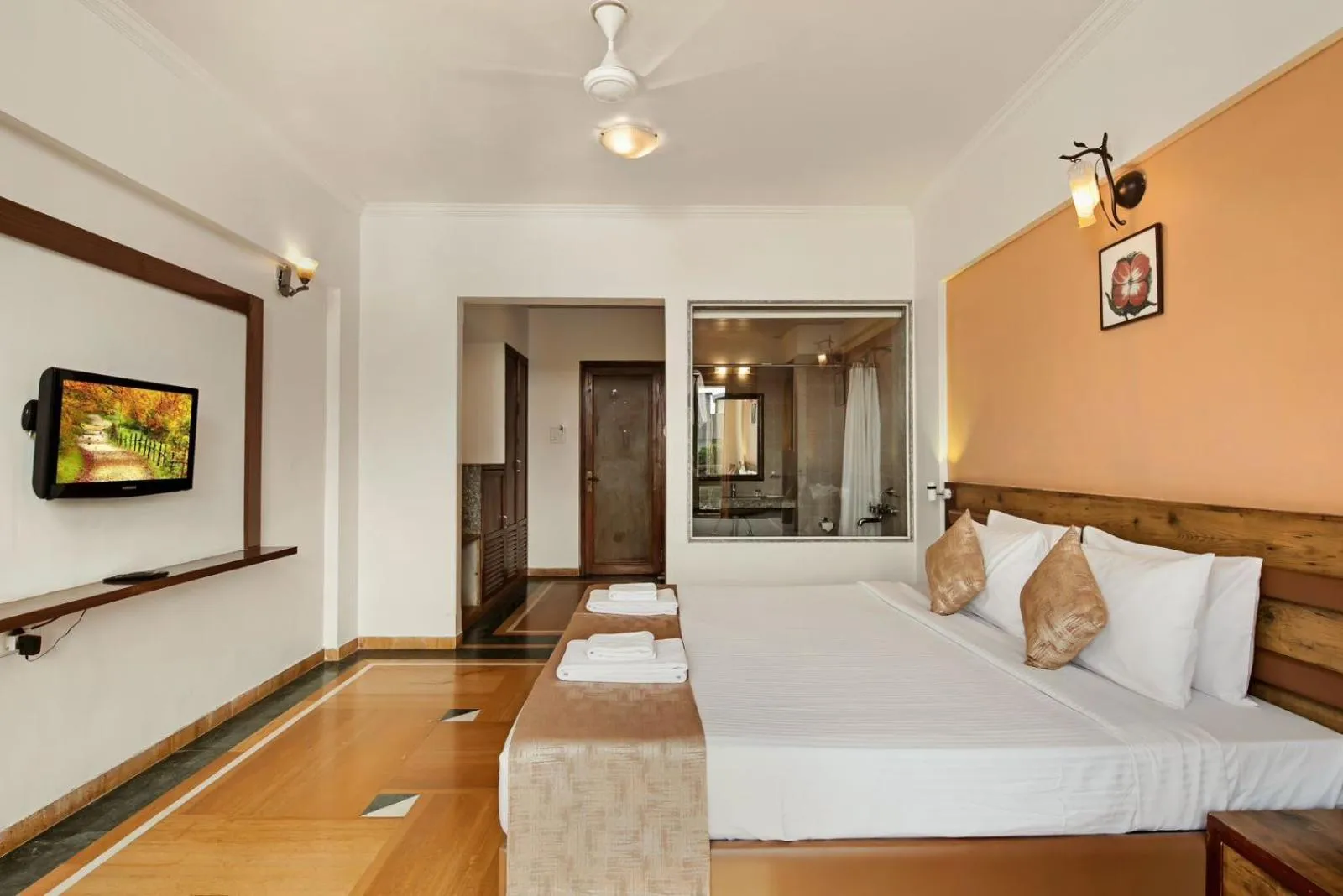 Bedroom, Bed in Hotel Sapphire