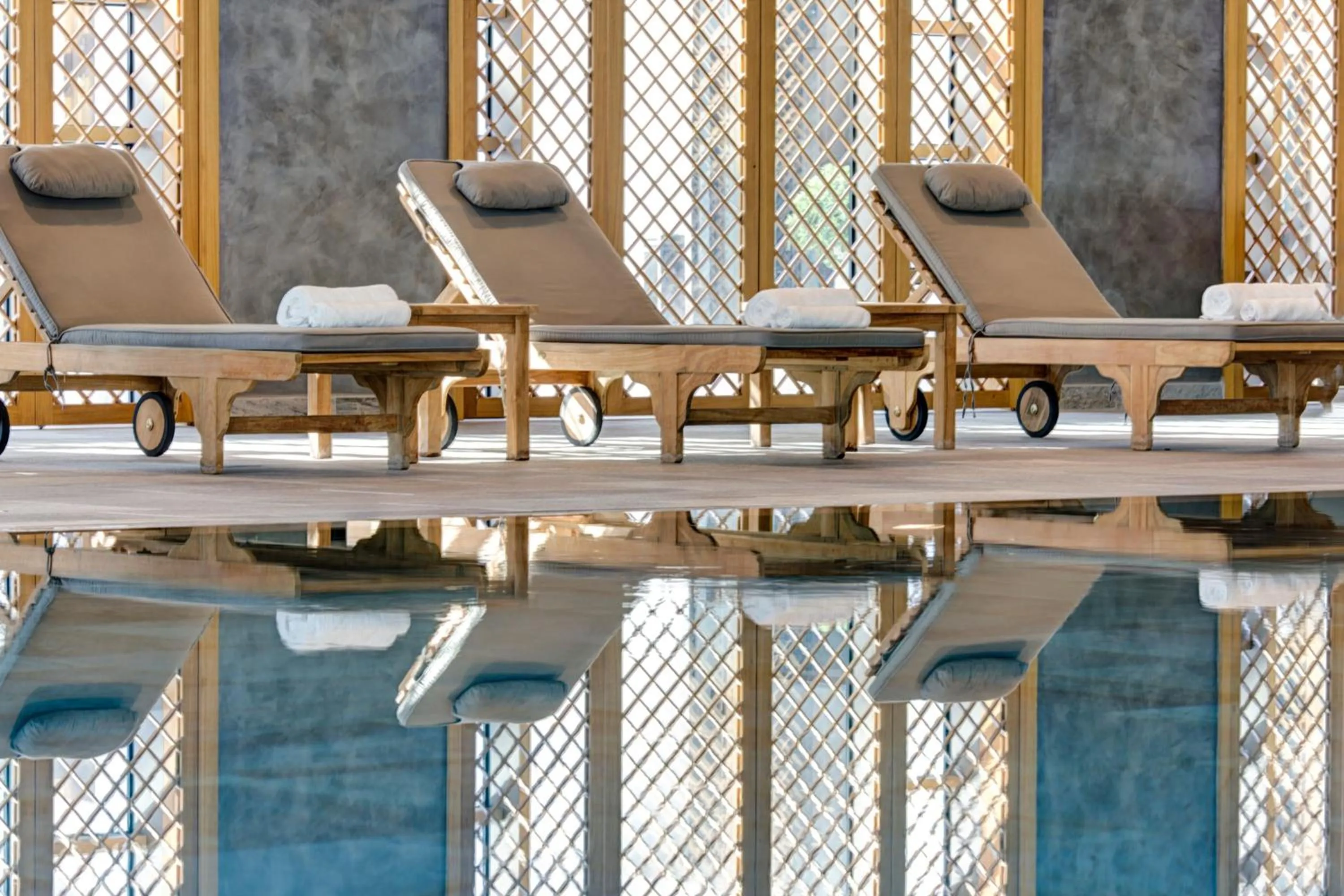 Swimming pool in Sheraton Grand Samsun Hotel