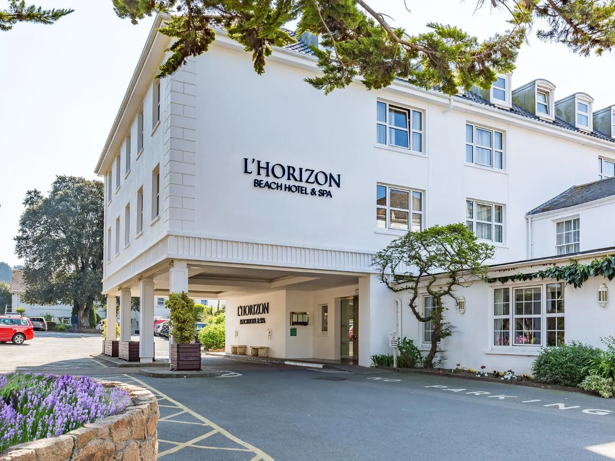 Property building in L’Horizon Beach Hotel & Spa Property building in L’Horizon Beach Hotel & Spa