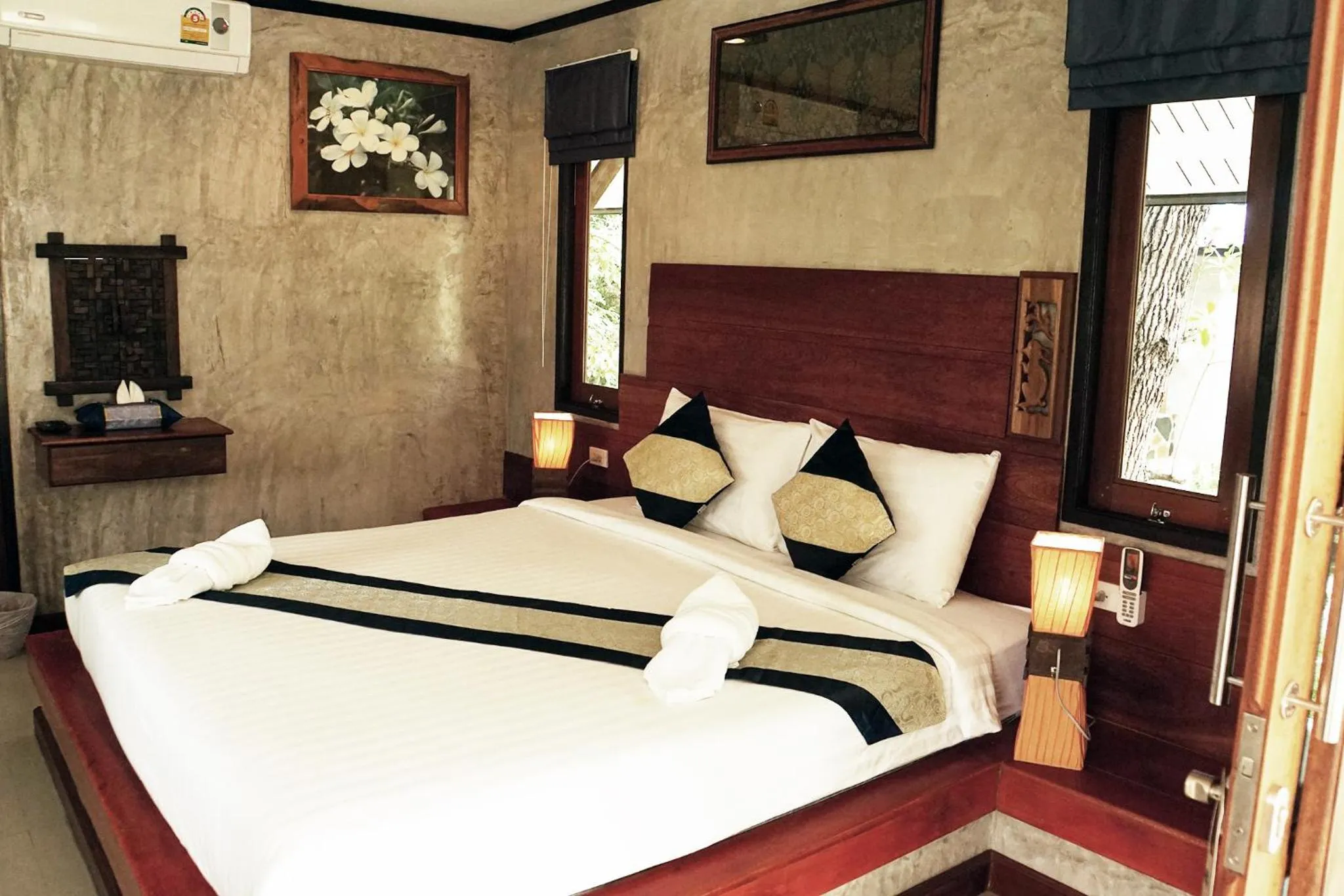 Bed in Wonderland Healing Center