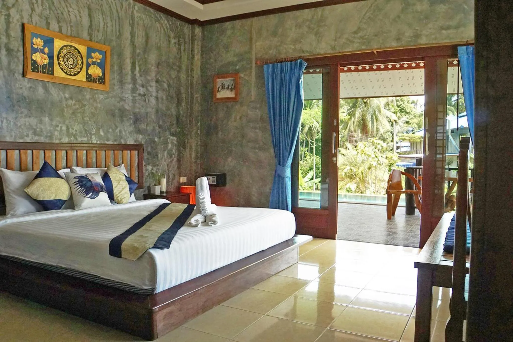 Bed in Wonderland Healing Center